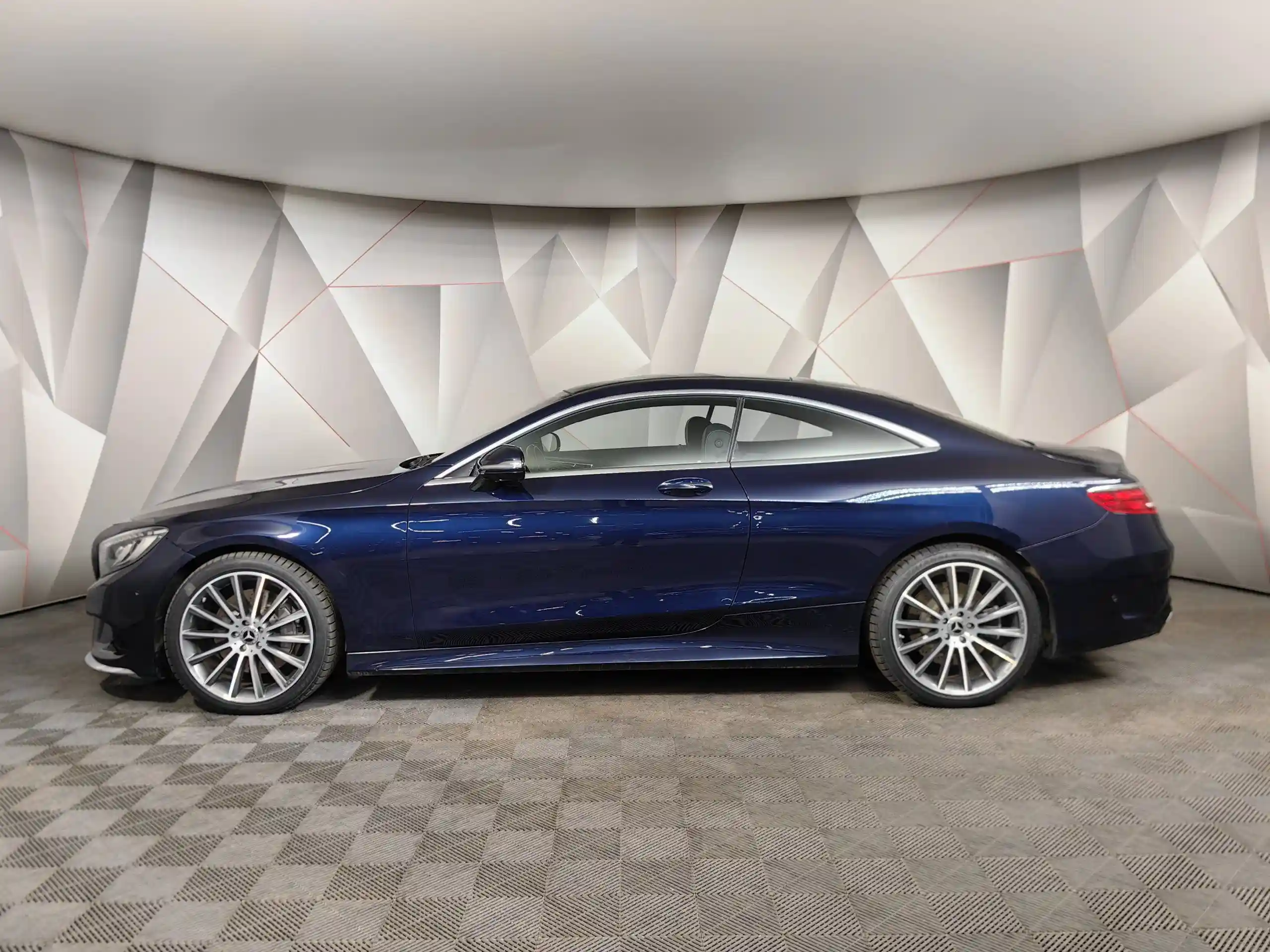 Mercedes-Benz S-Класс 2015