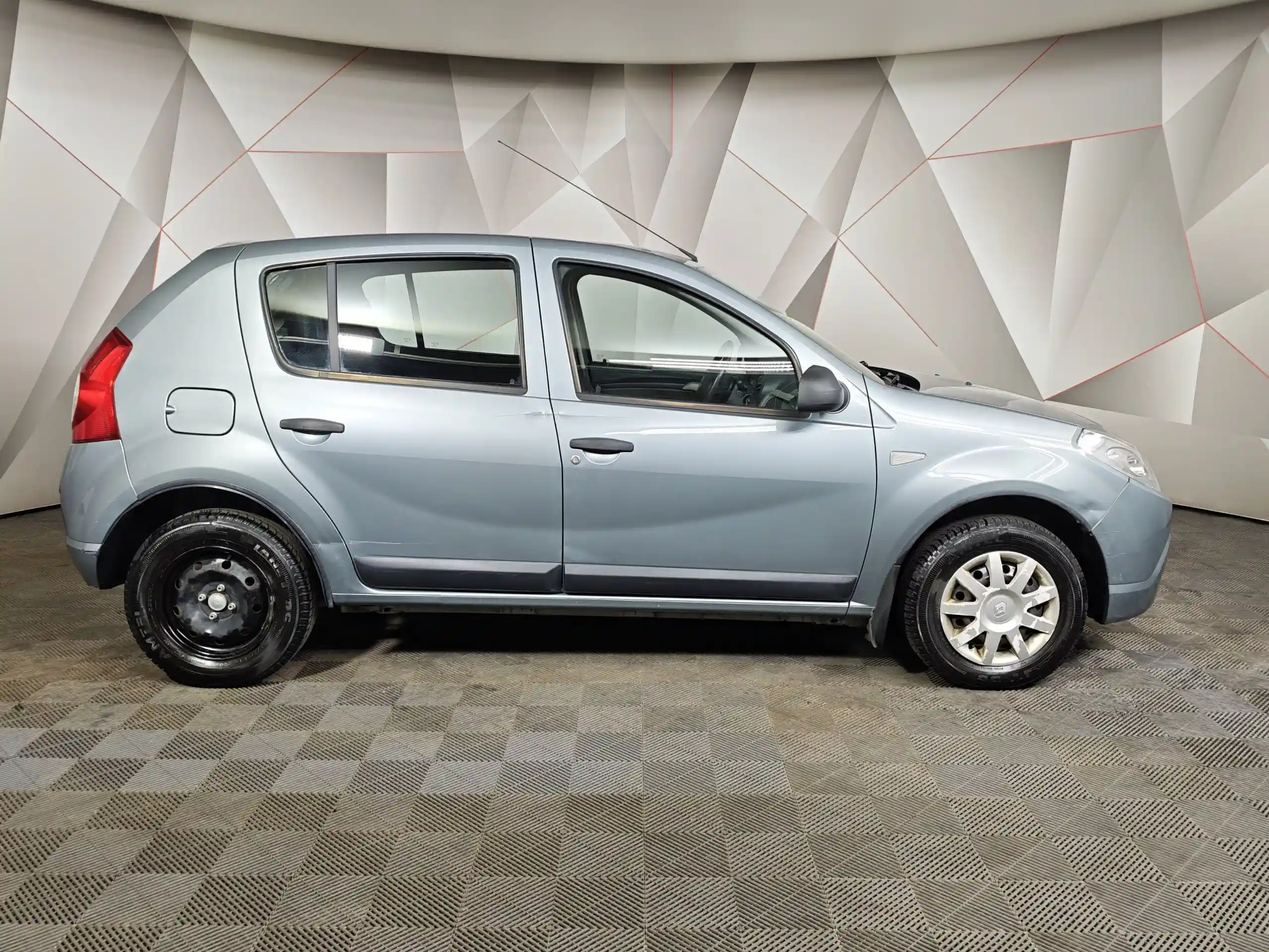 Renault Sandero 2011