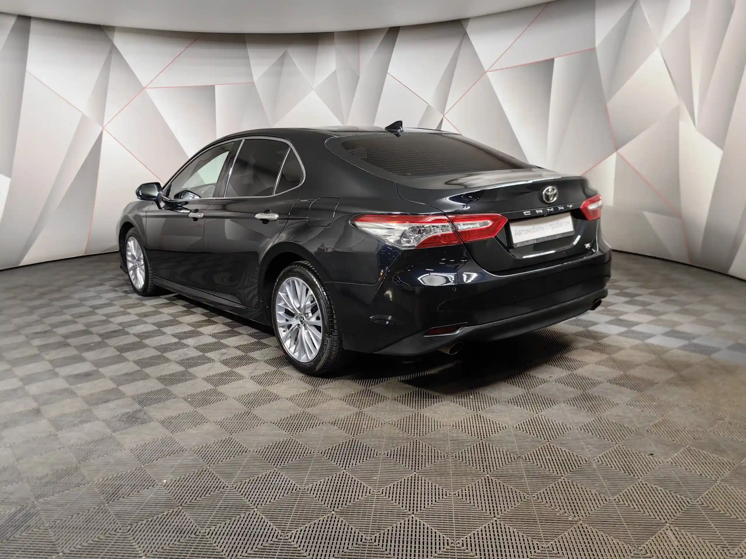 Toyota Camry 2019