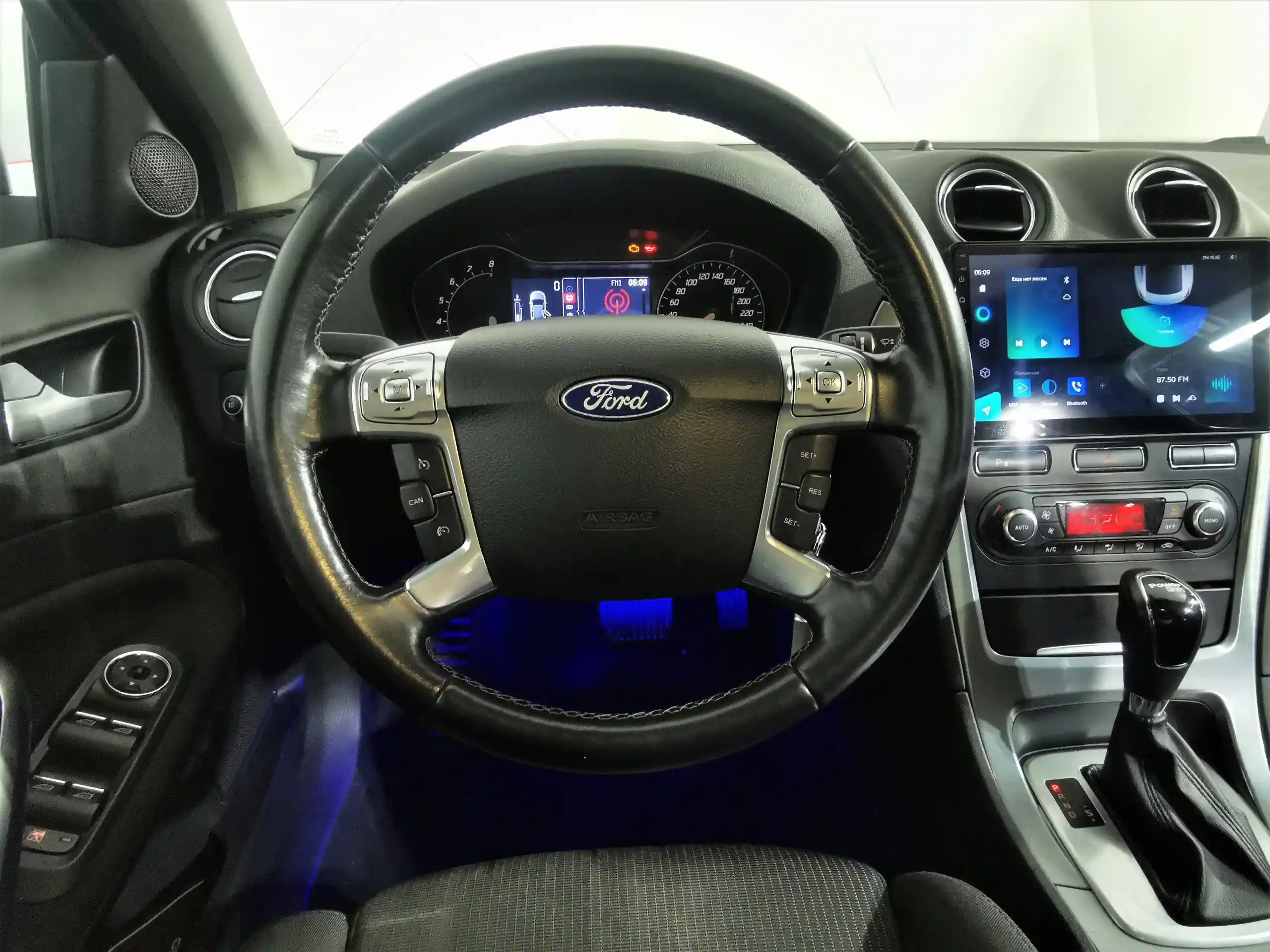 Ford Mondeo 2013