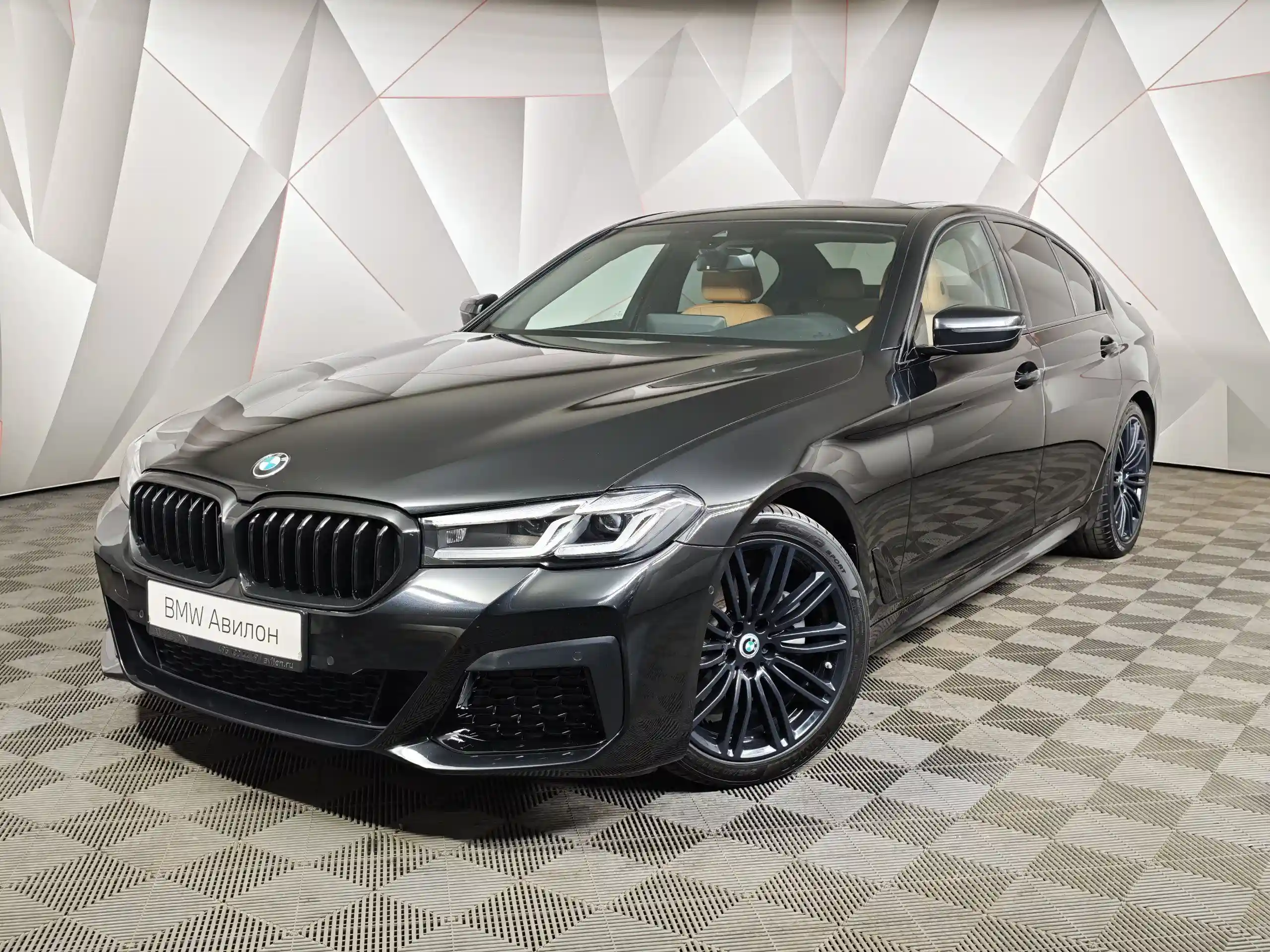 BMW 5 серия 2021