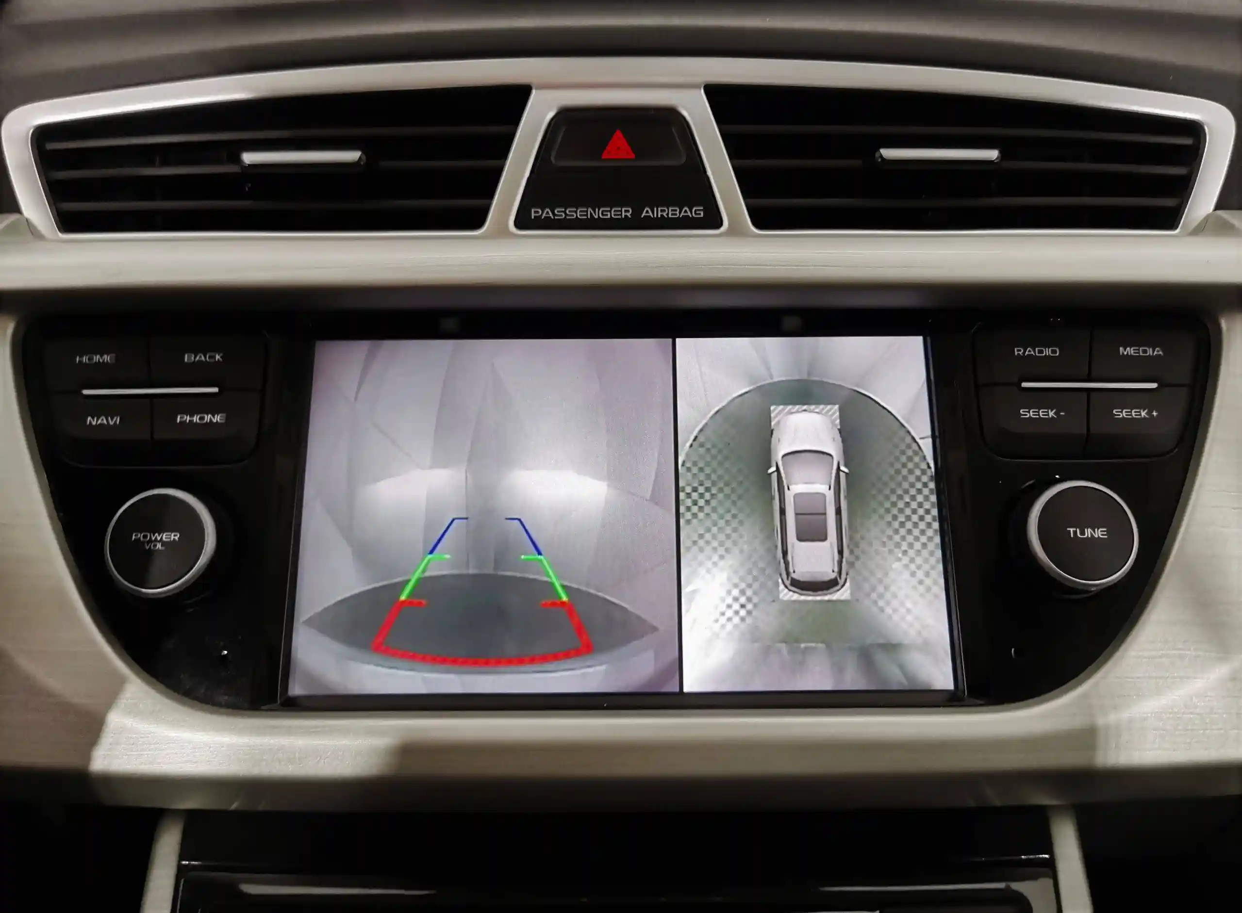 Geely Atlas 2021