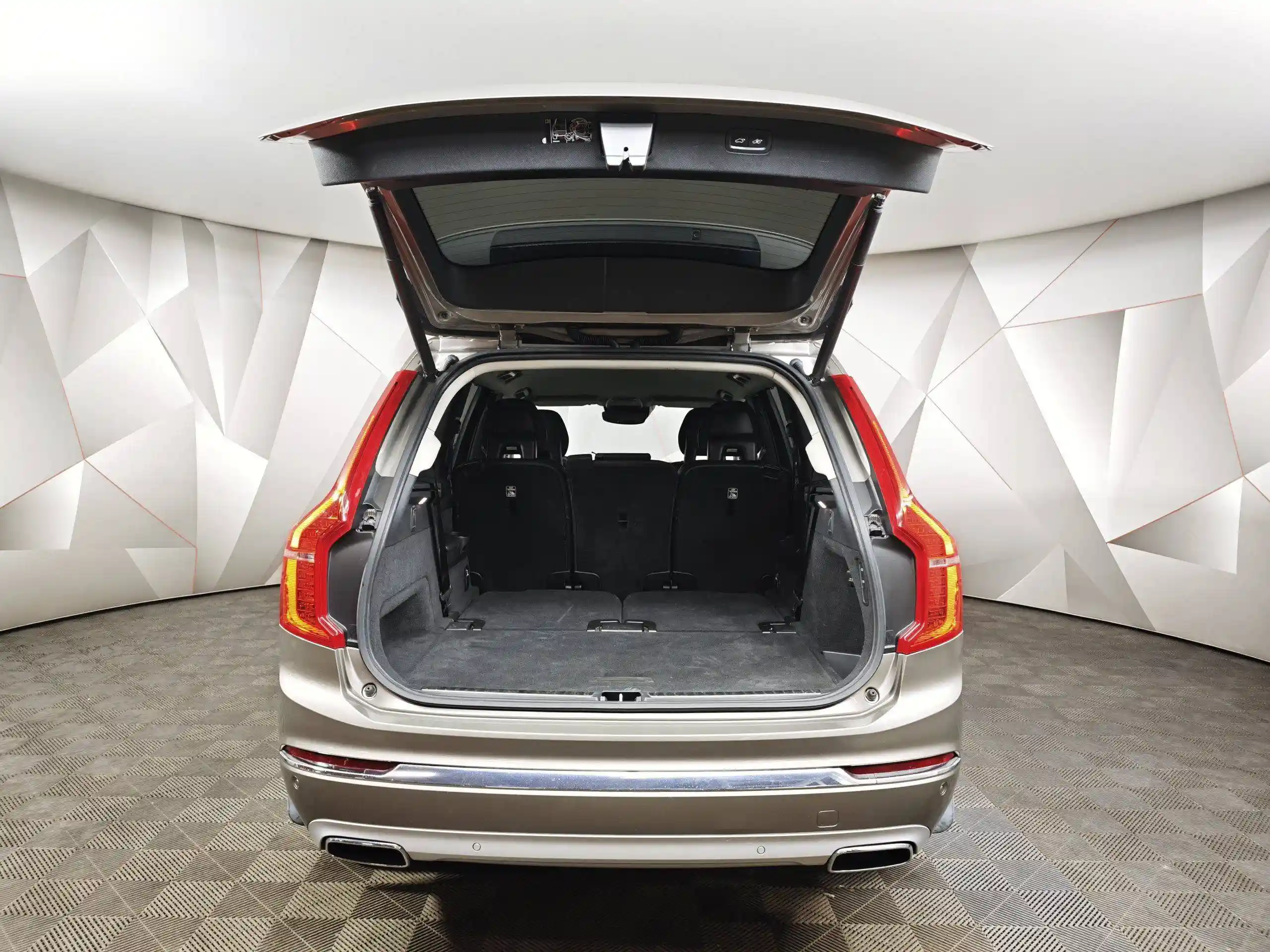 Volvo XC90 2021