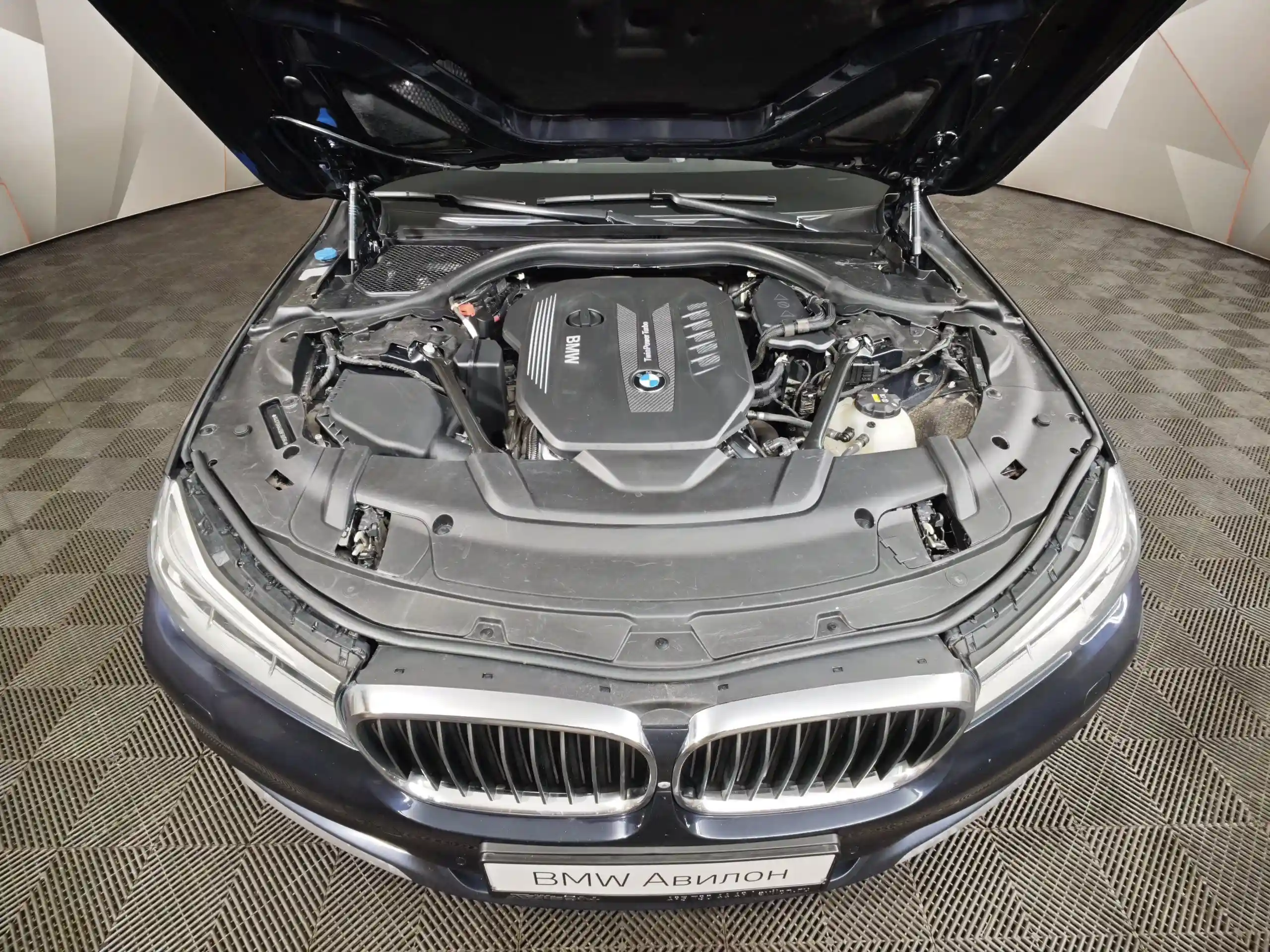 BMW 7 серия 2018