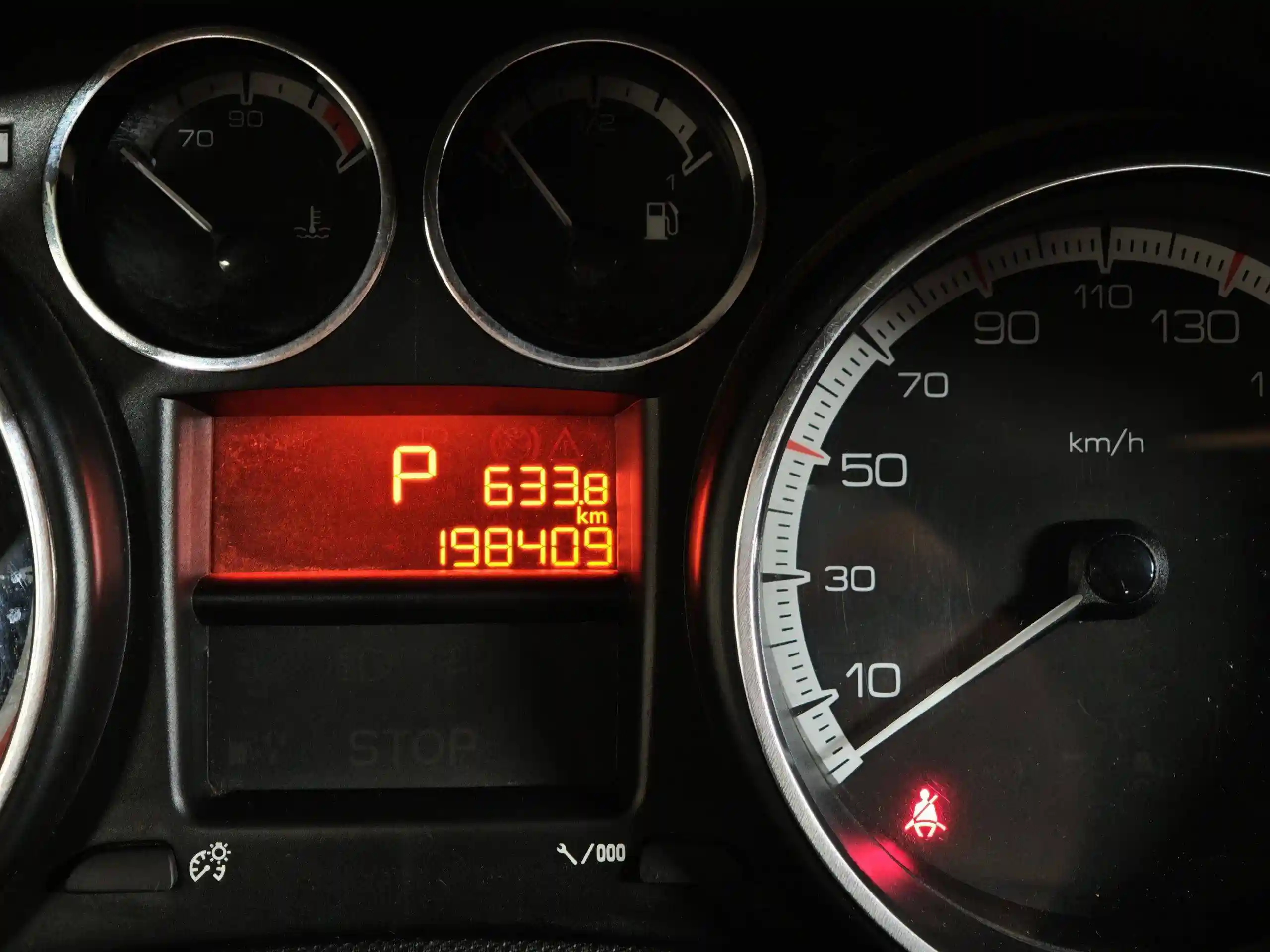 Peugeot 408 2012