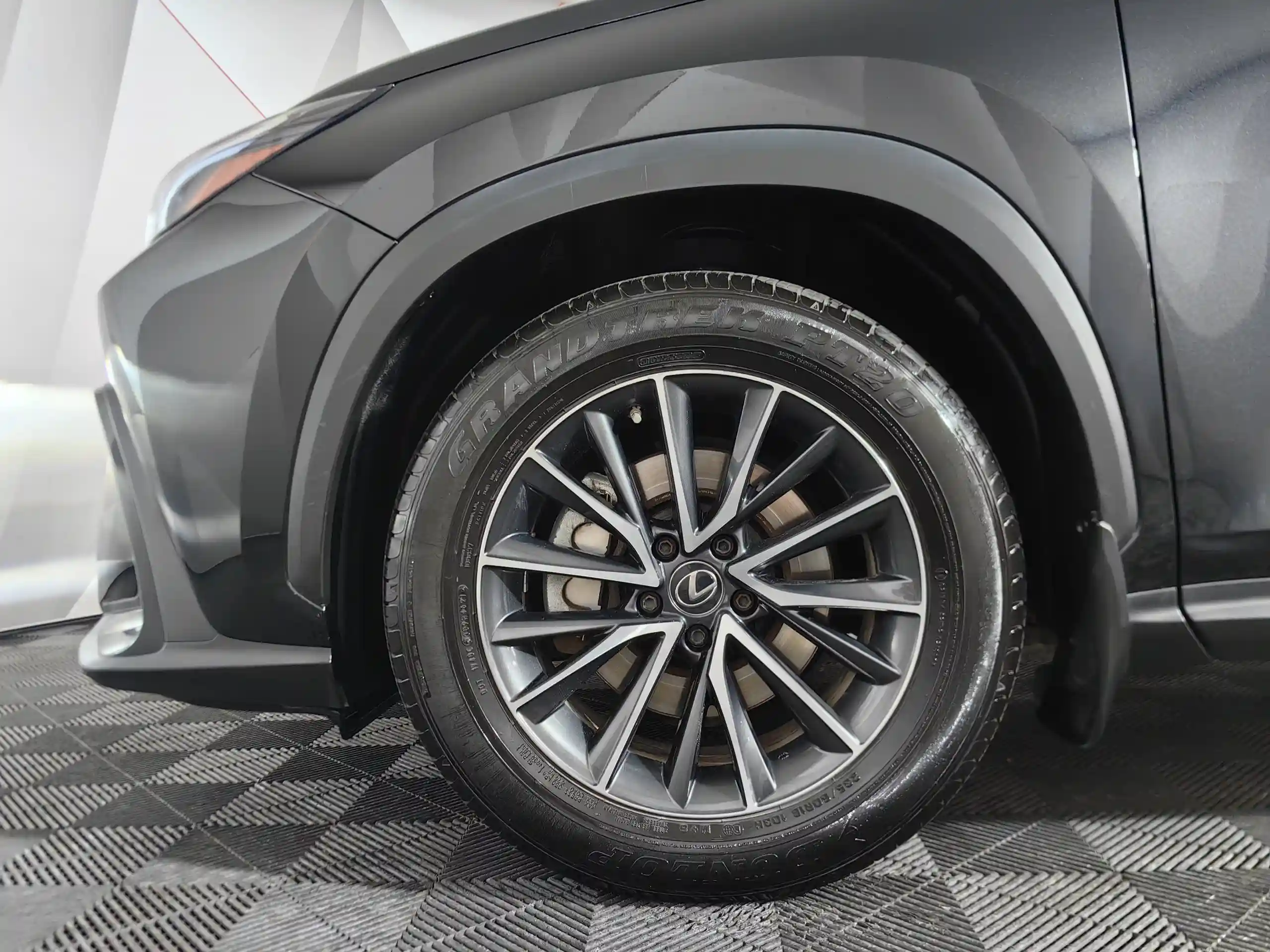 Lexus NX 2021