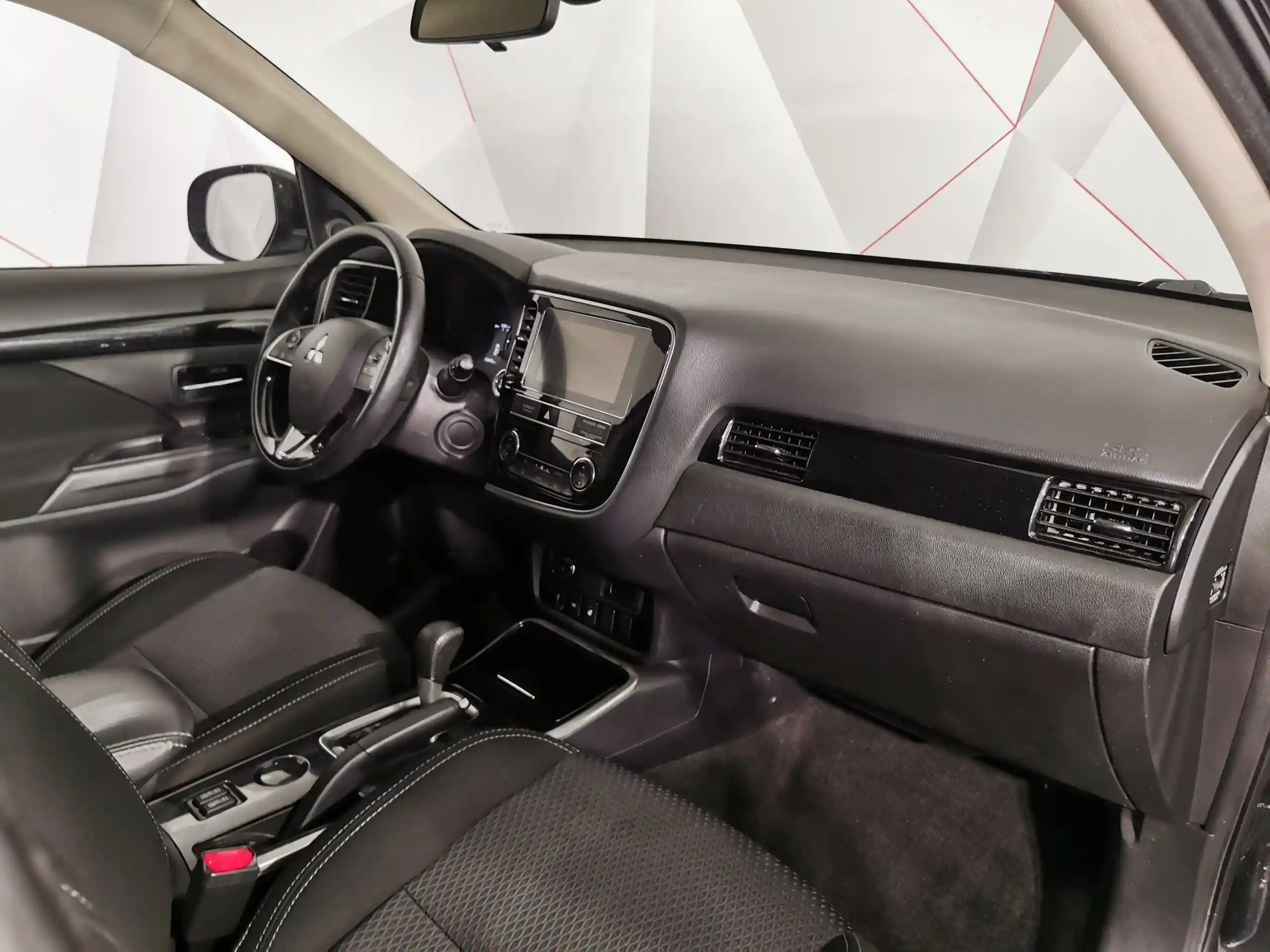 Mitsubishi Outlander 2019