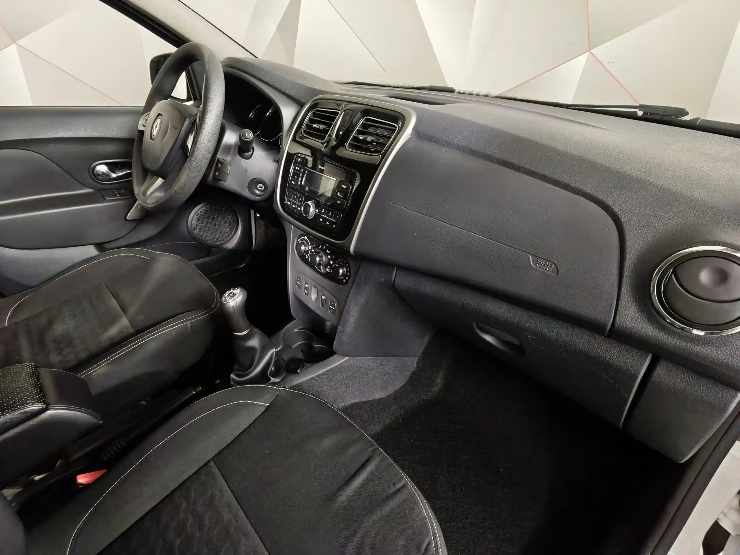 Renault Logan 2017