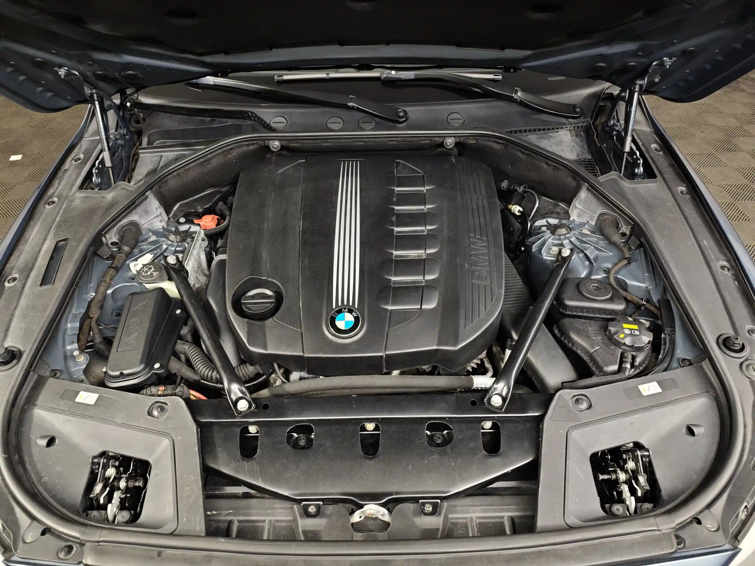 BMW 5 серия 2012