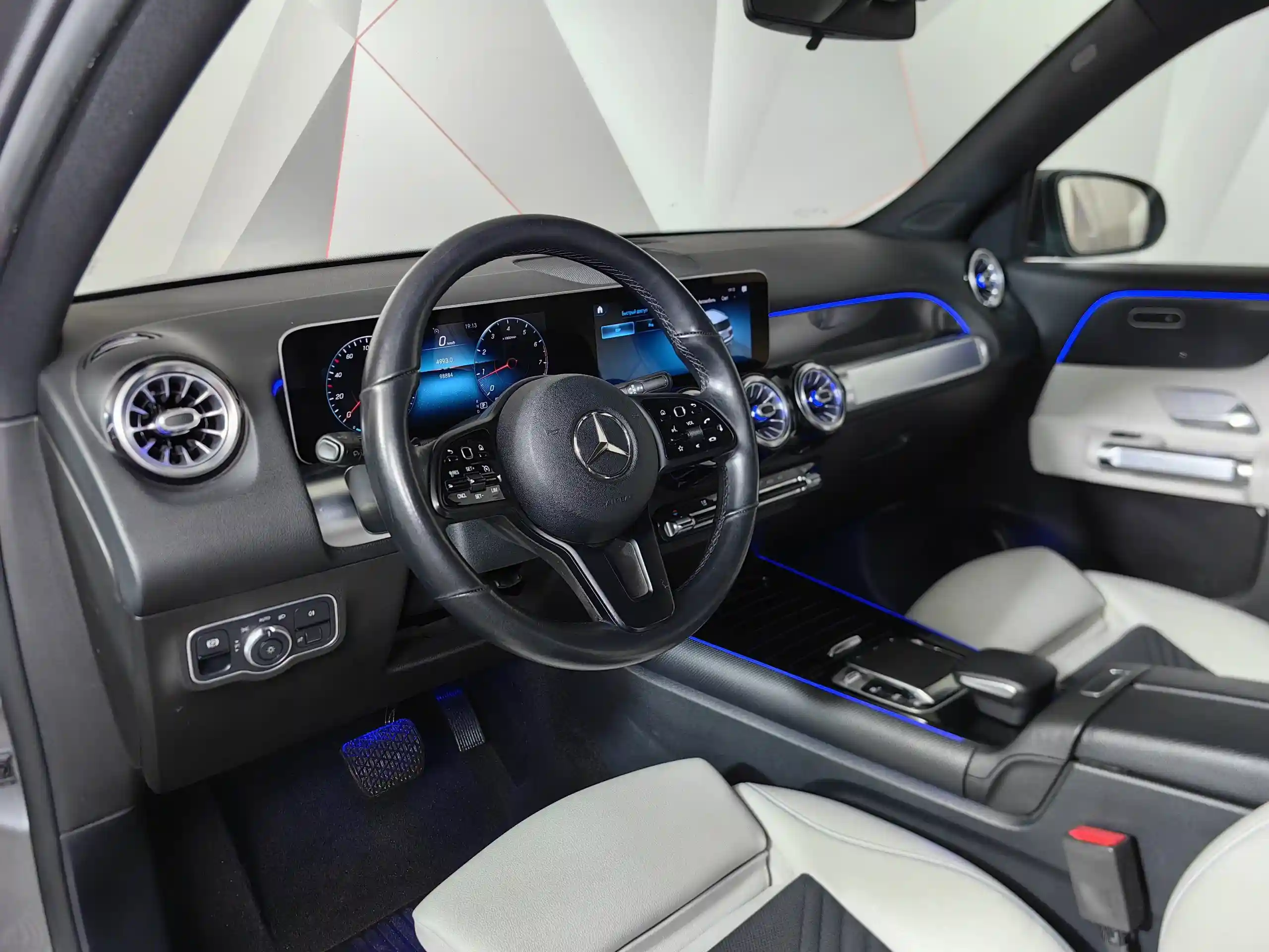 Mercedes-Benz GLB 2020