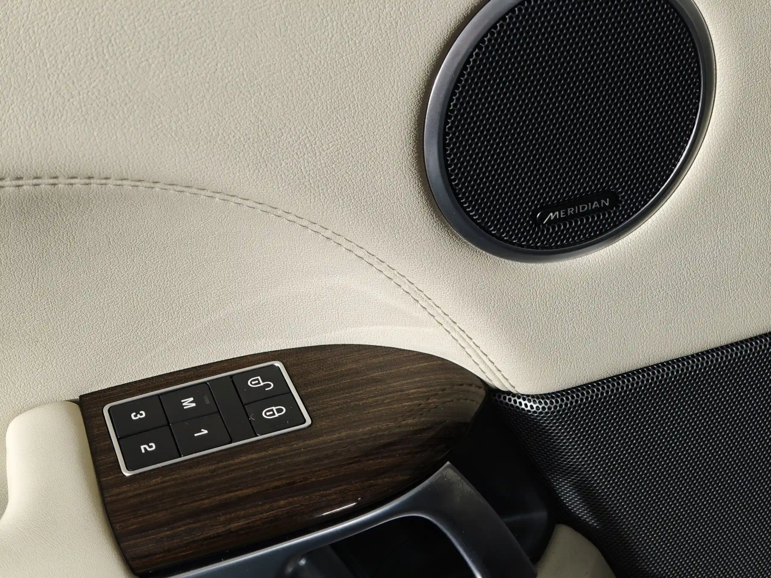 Land Rover Range Rover Sport 2015