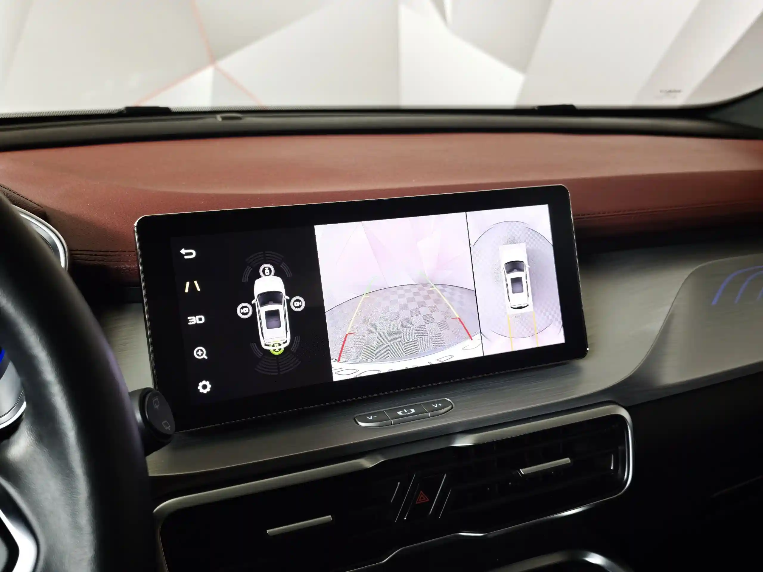 Geely Coolray 2022
