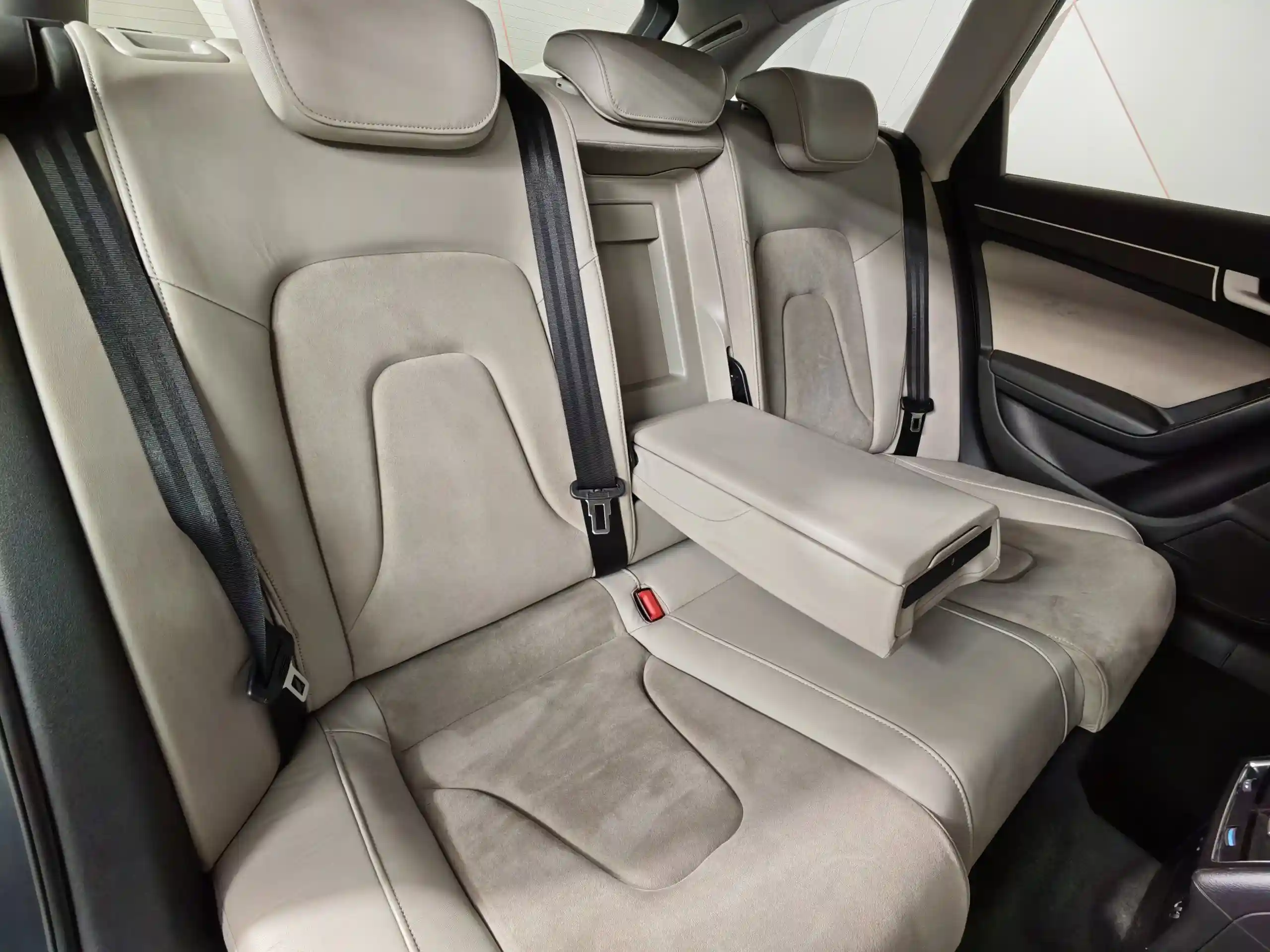 Audi A4 2011