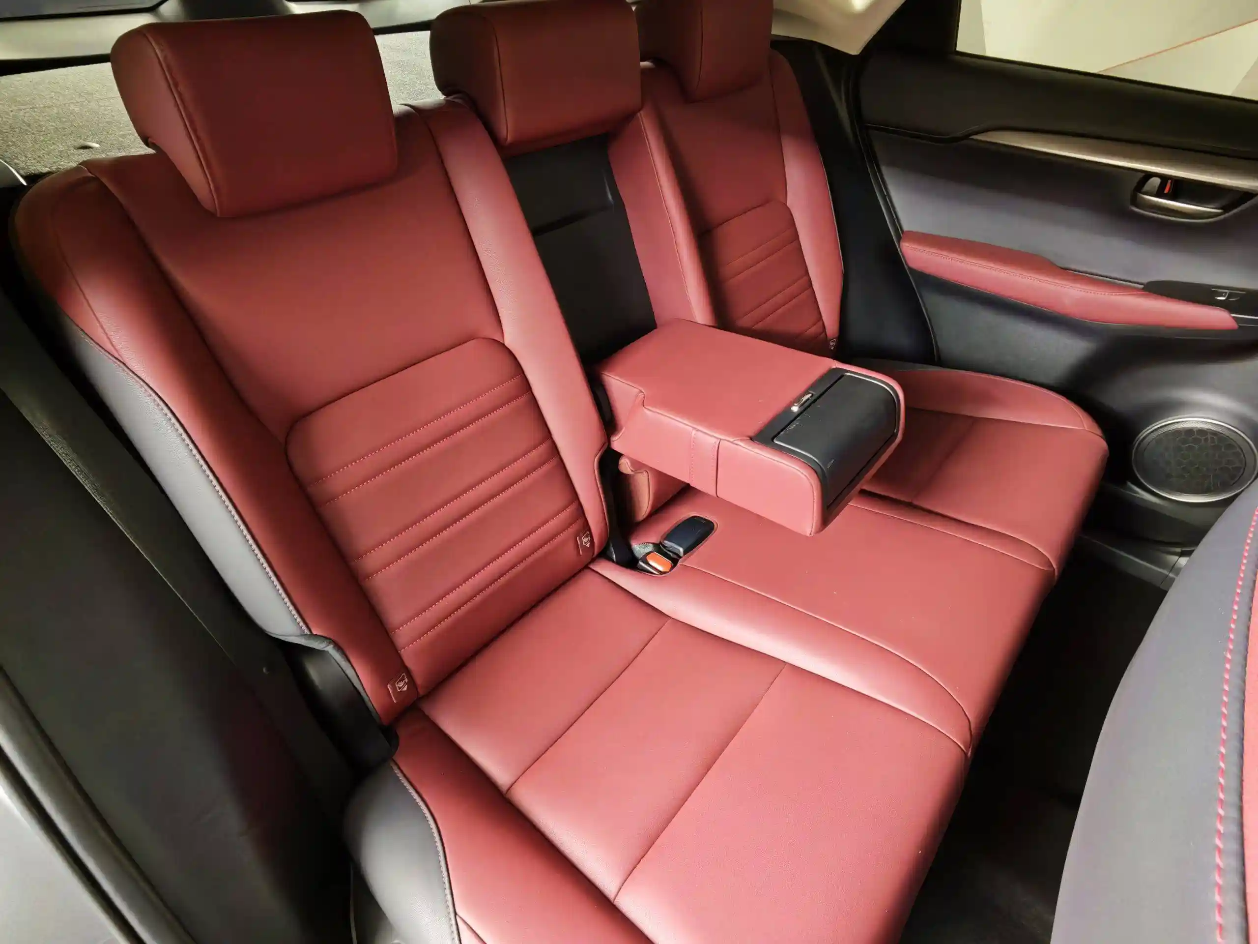 Lexus NX 2021