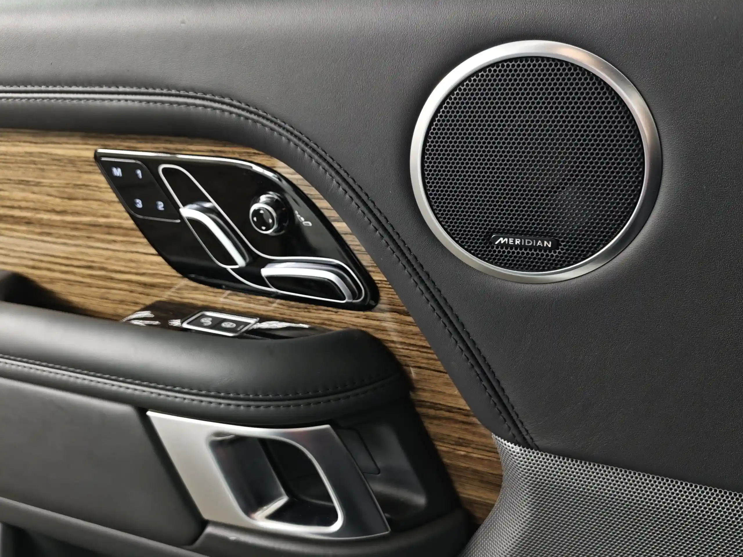 Land Rover Range Rover 2018