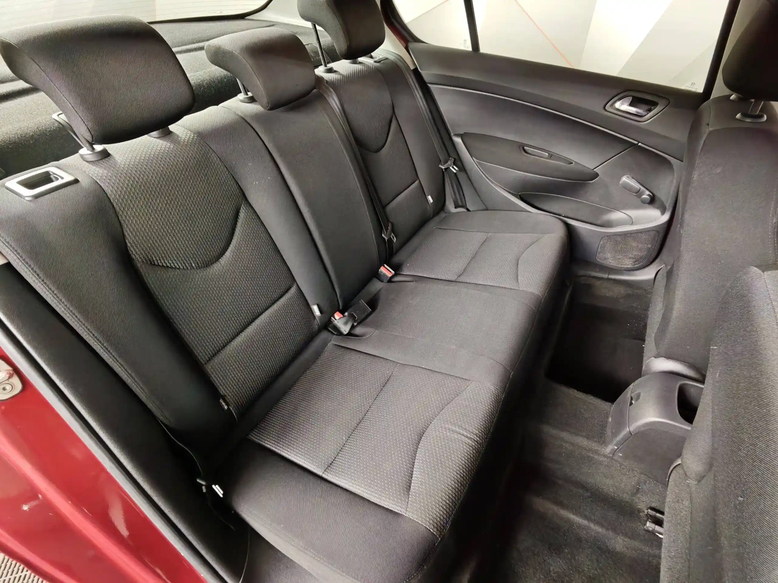 Peugeot 408 2012