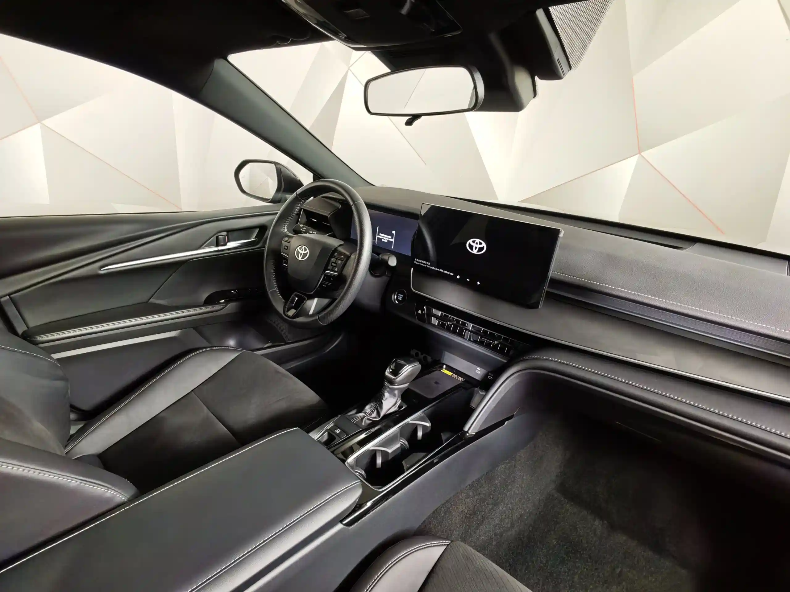 Toyota Camry 2024
