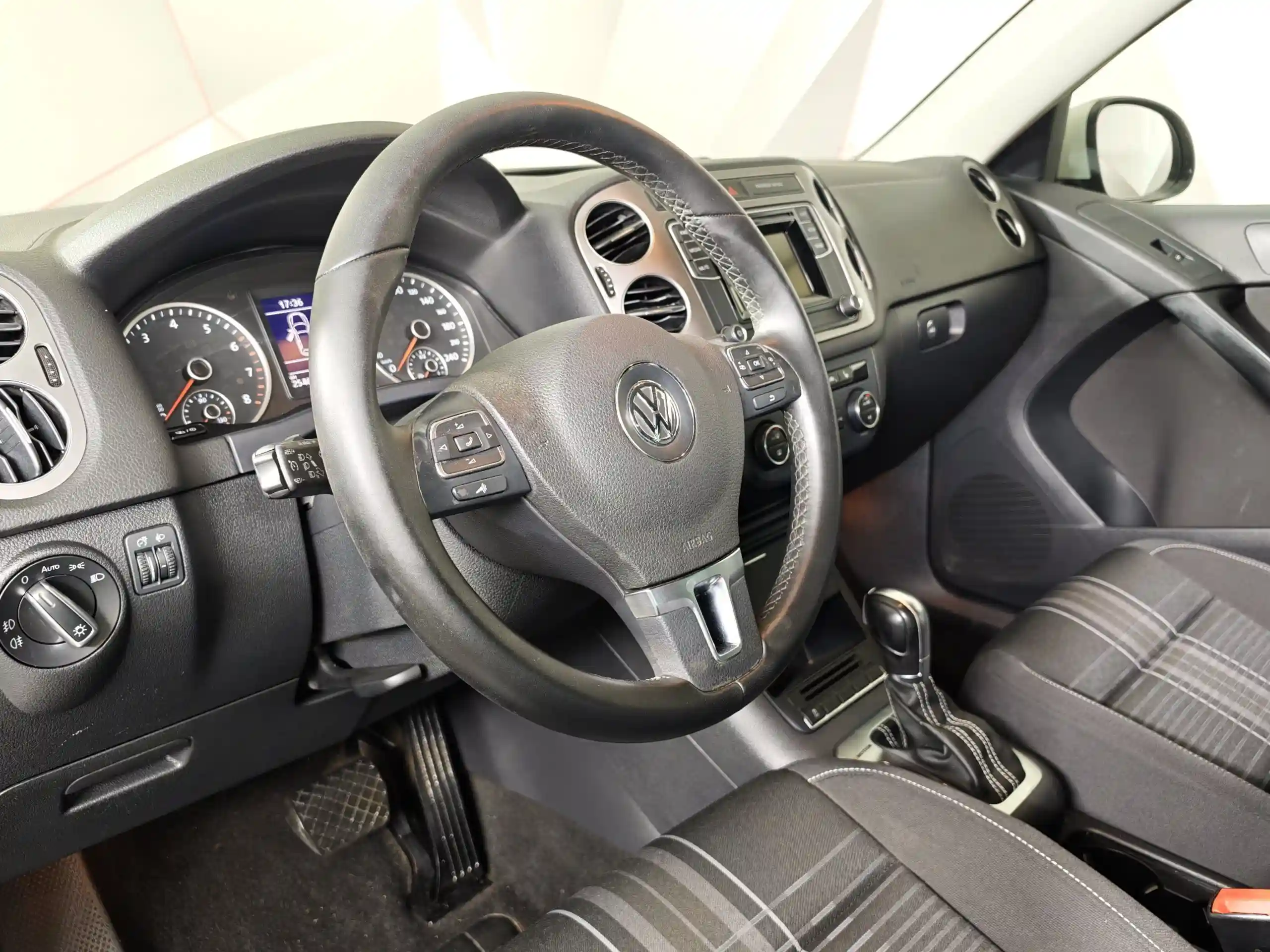 Volkswagen Tiguan 2015