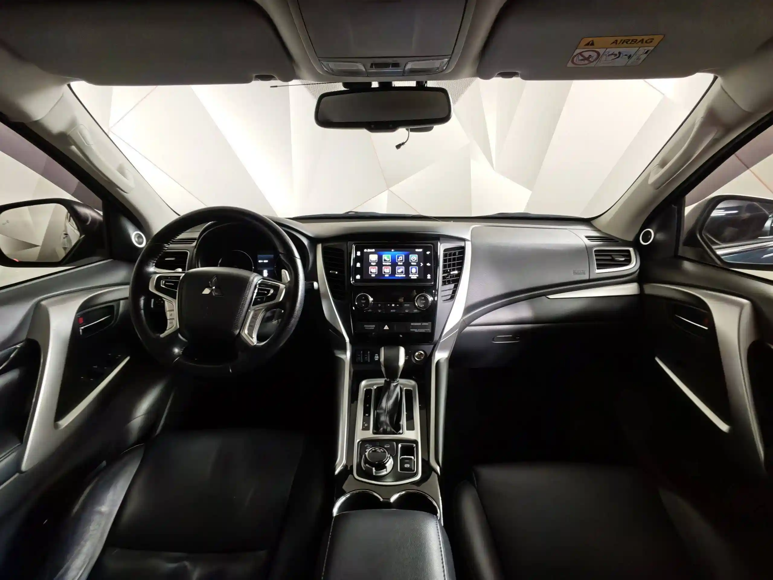 Mitsubishi Pajero Sport 2019