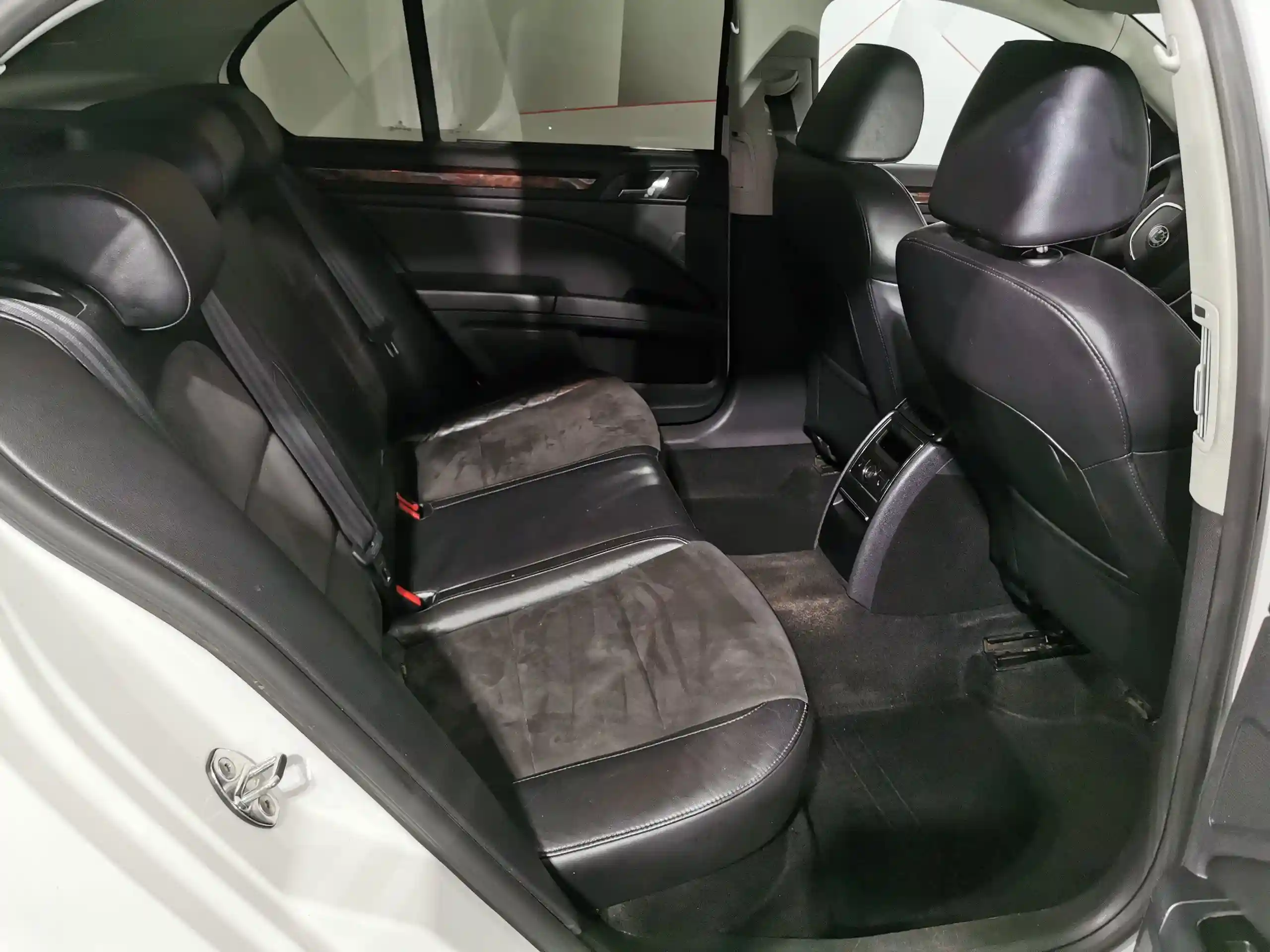 Skoda Superb 2011
