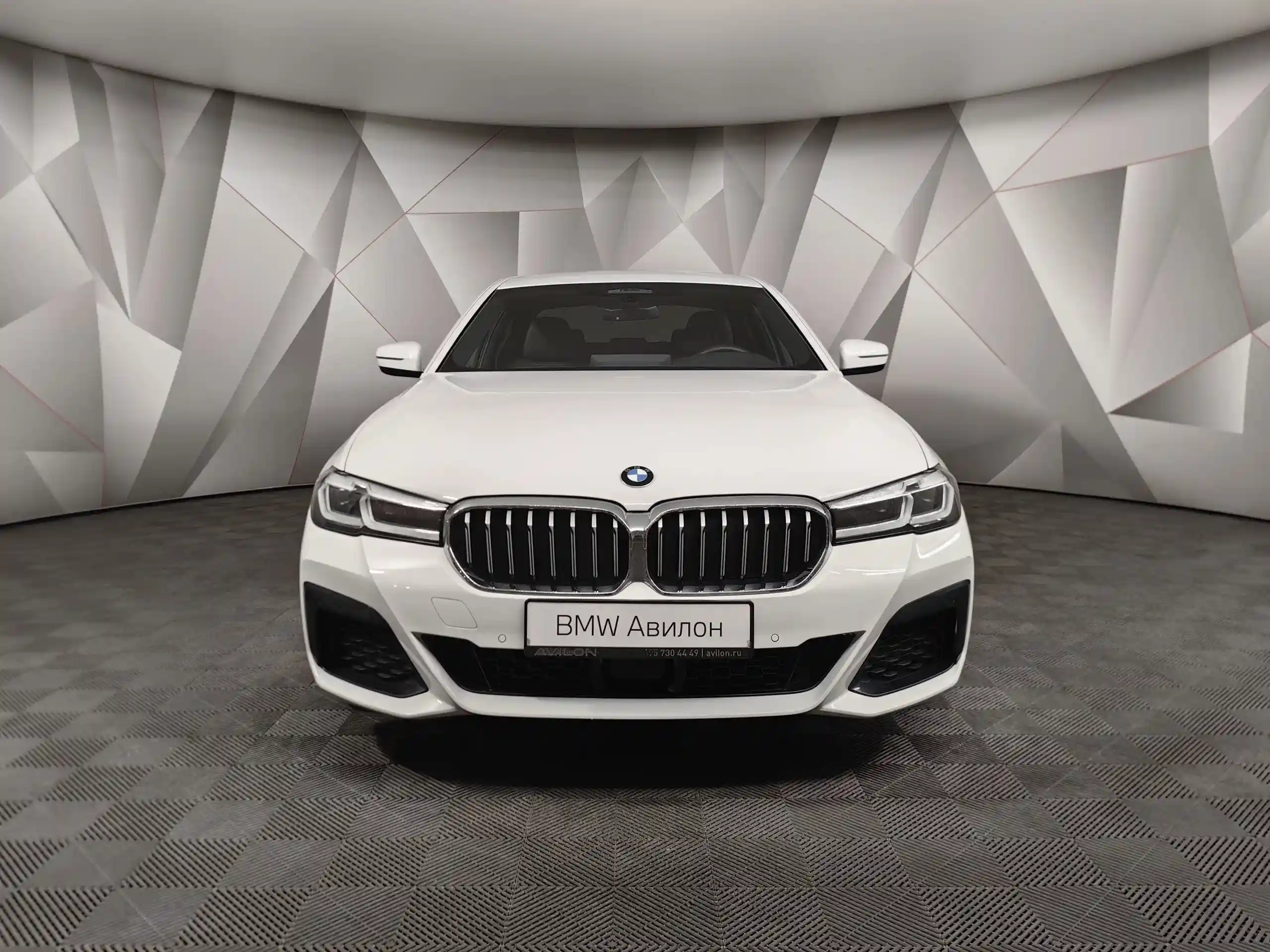 BMW 5 серия 2020