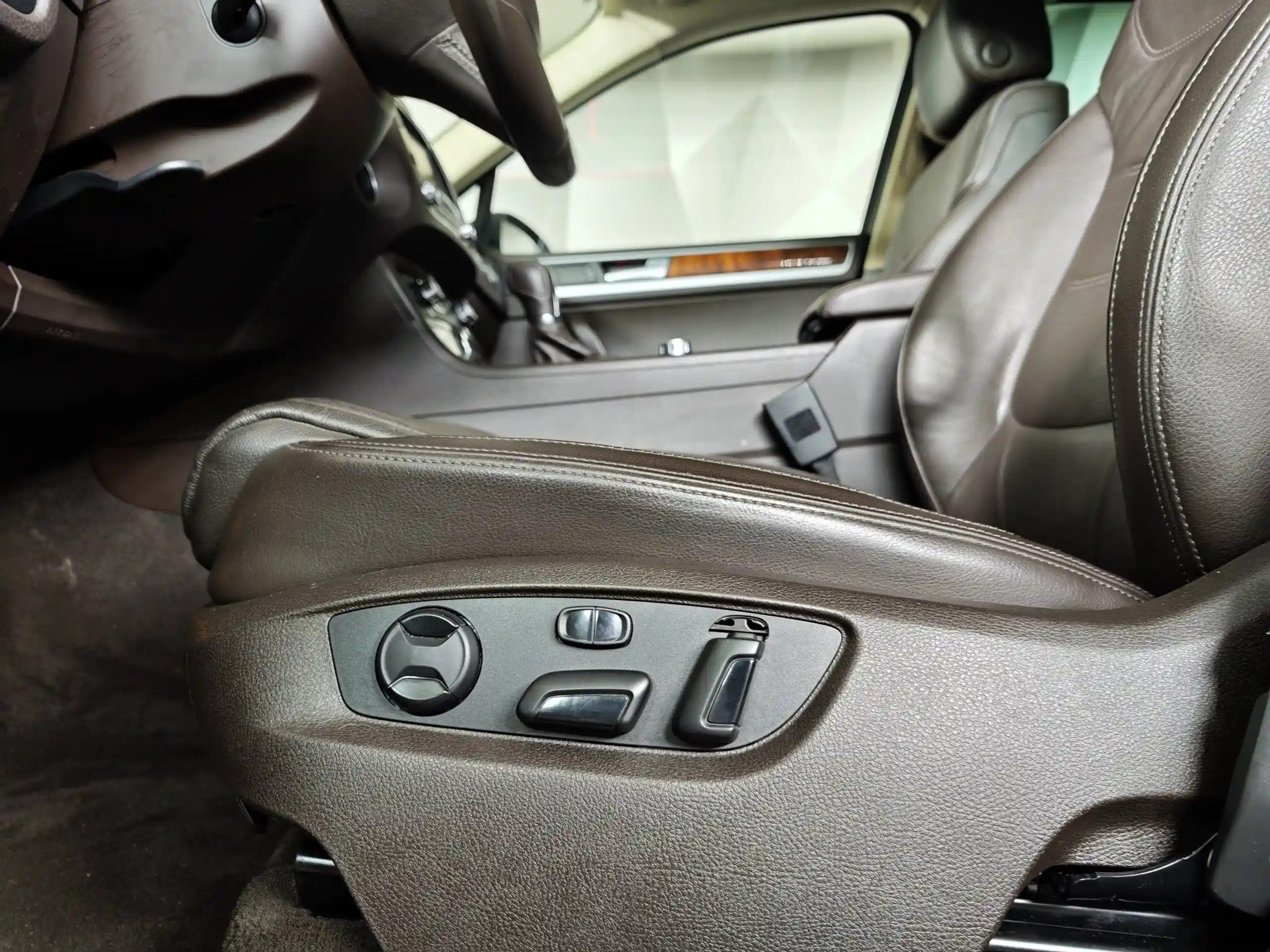 Volkswagen Touareg 2014