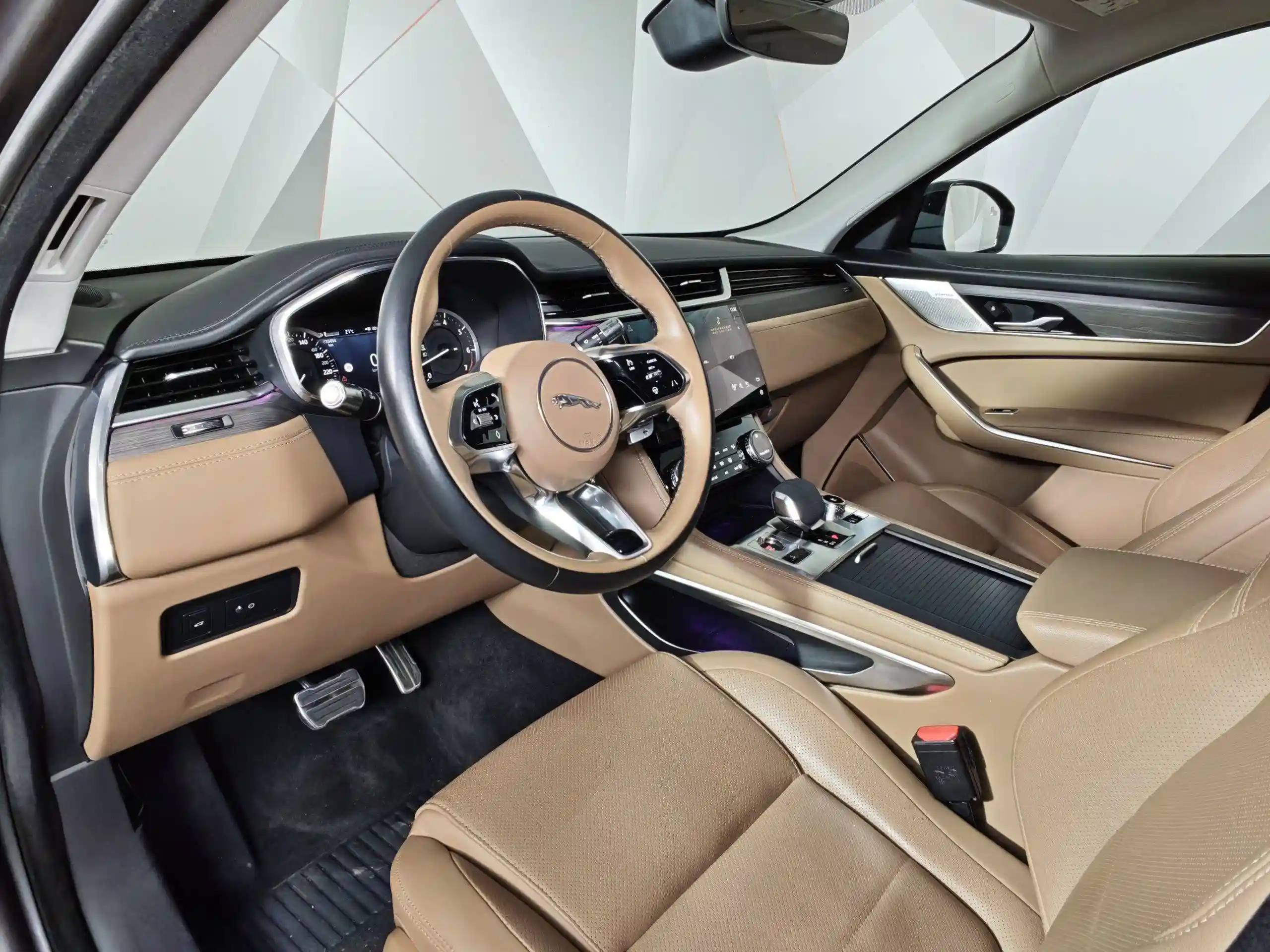 Jaguar F-Pace 2021