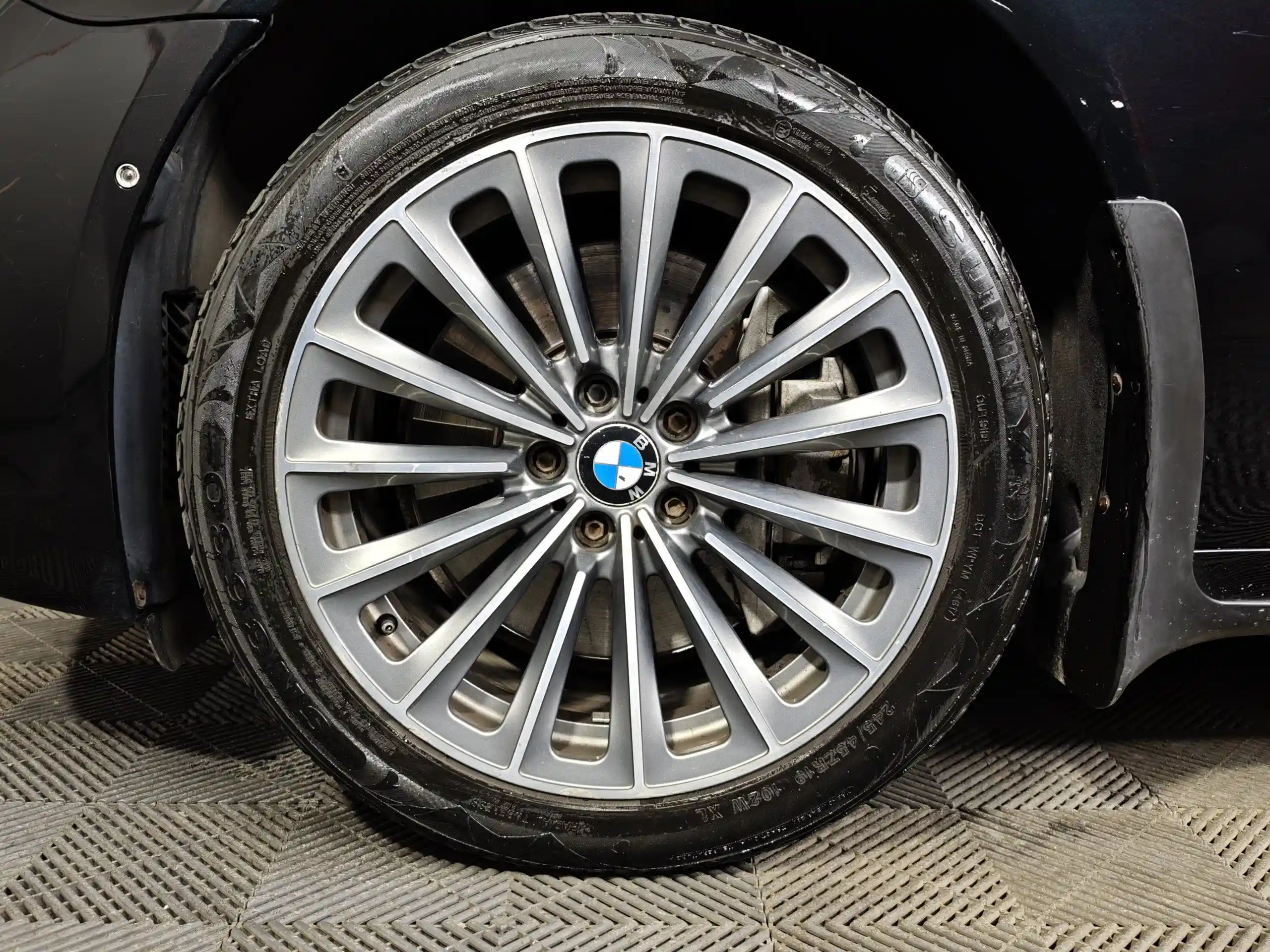 BMW 7 серия 2010