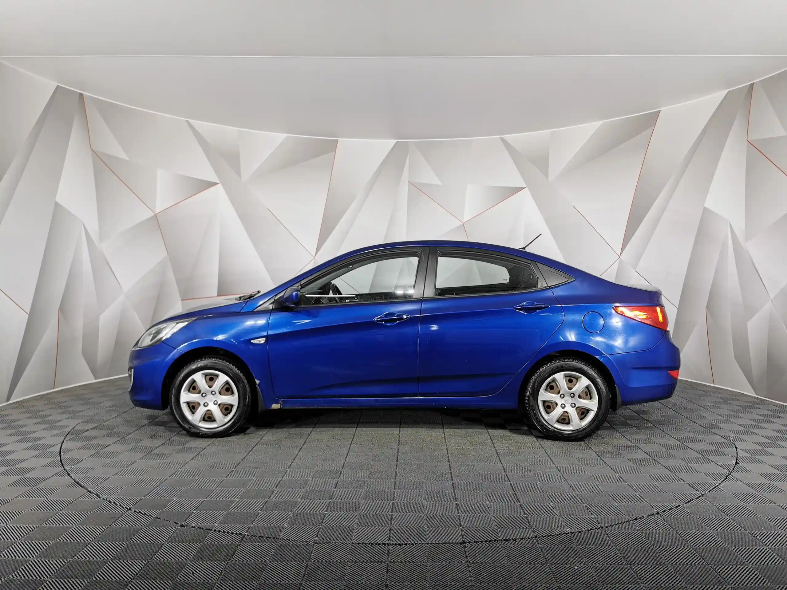 Hyundai Solaris 2011