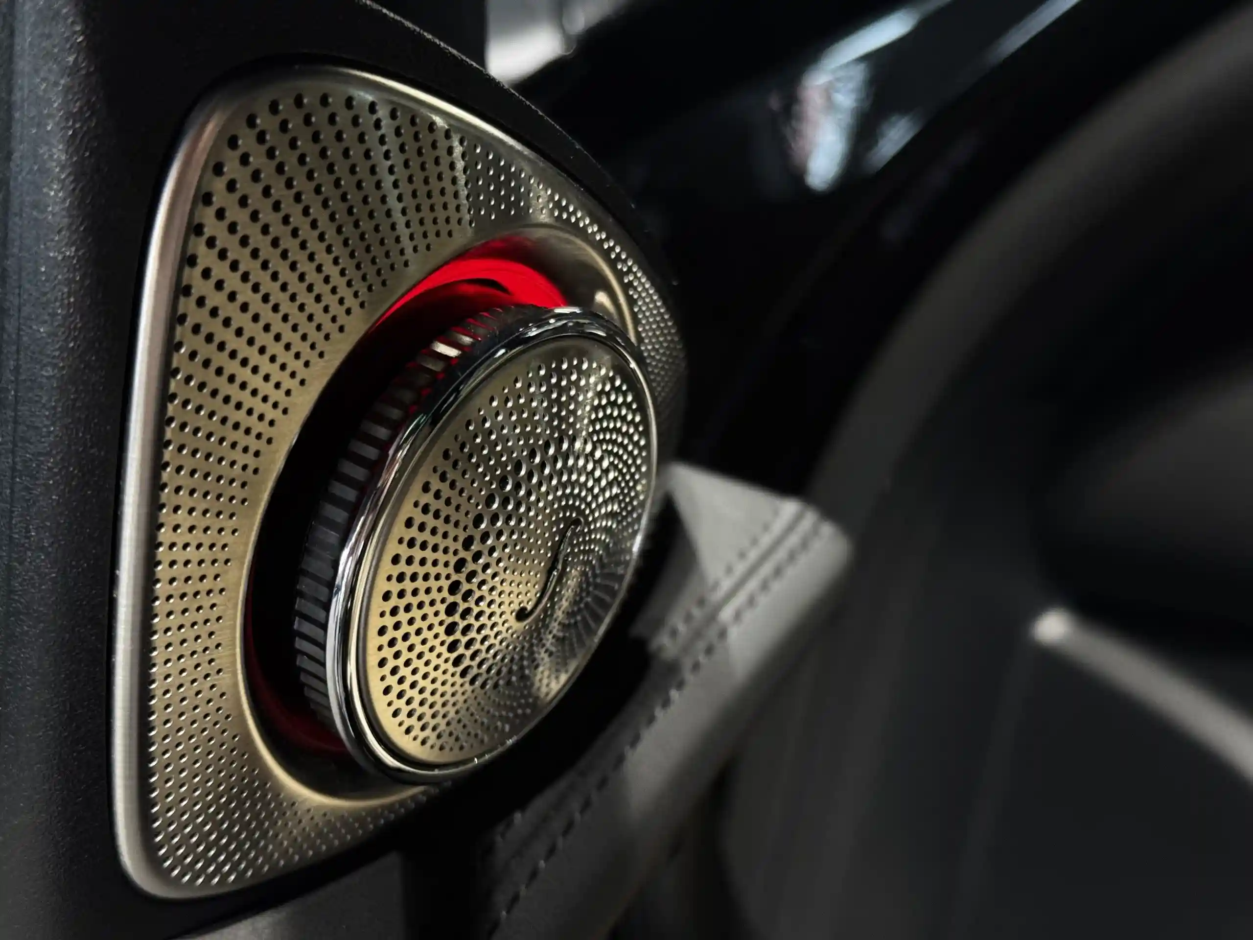 Mercedes-Benz E-Класс 2021