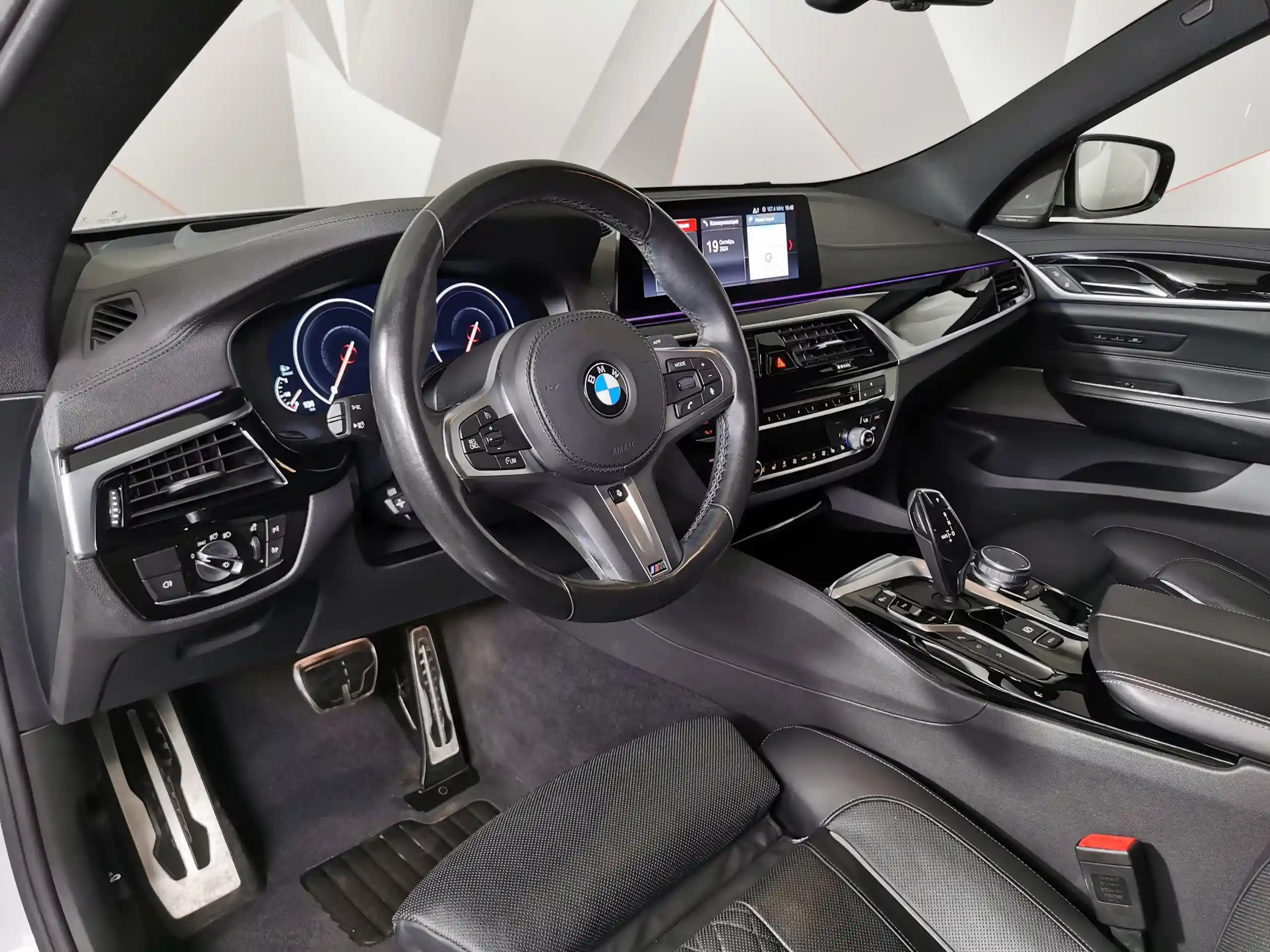 BMW 6 серия 2019