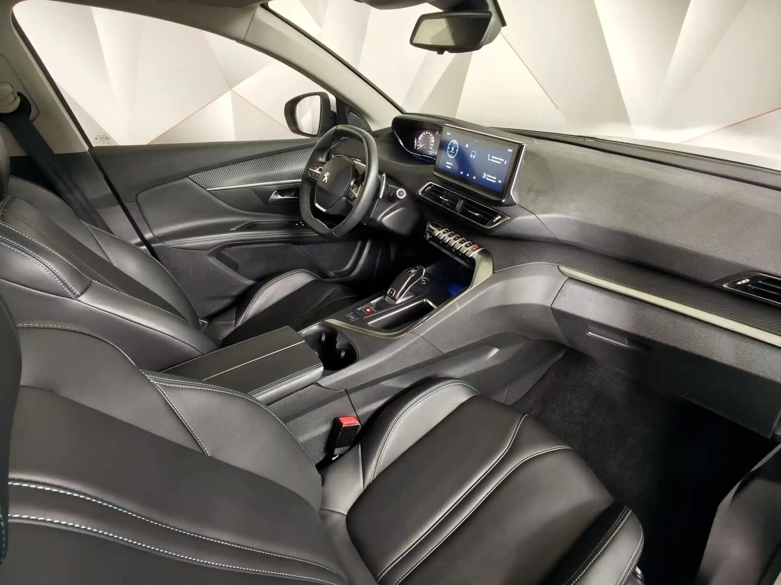 Peugeot 5008 2021