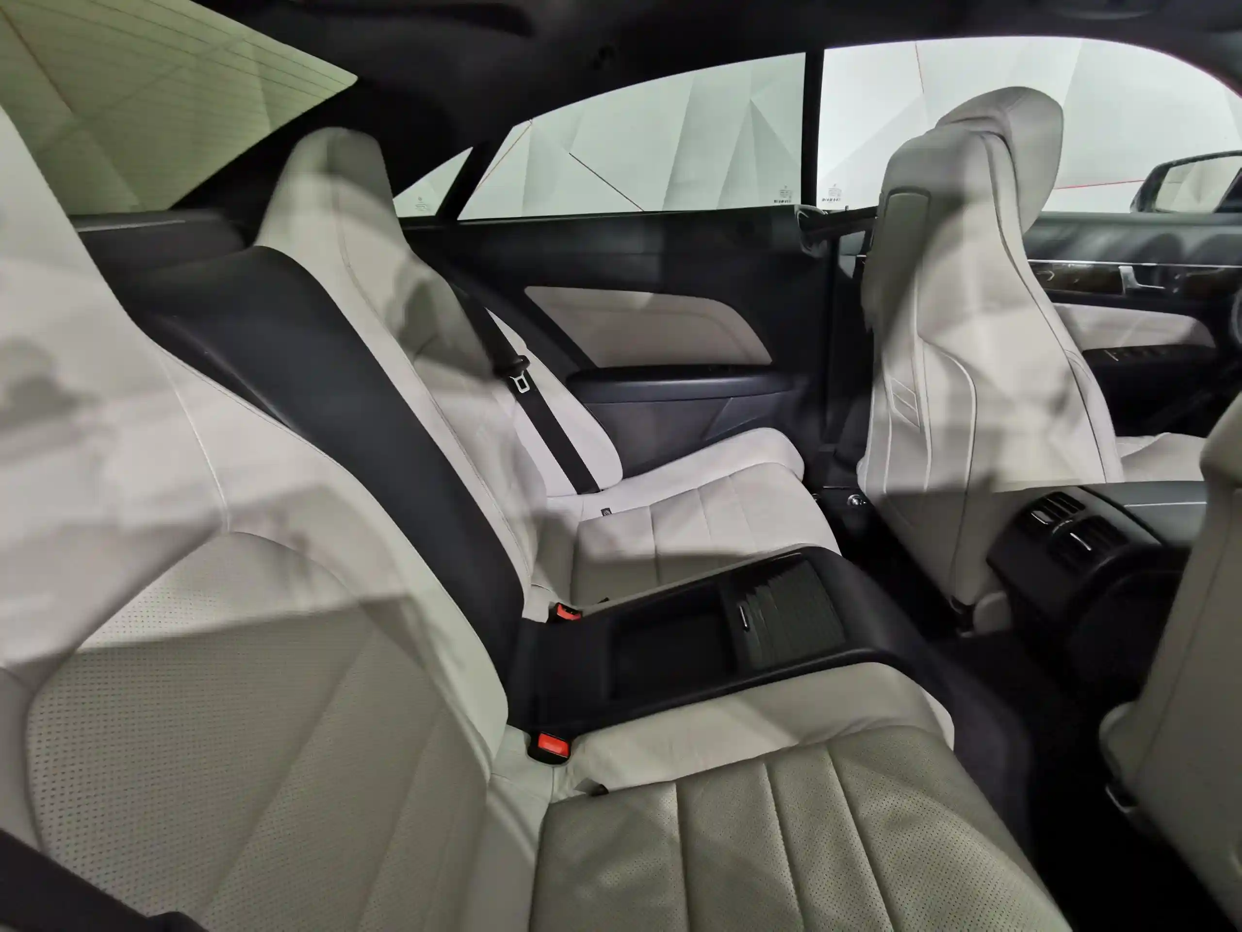 Mercedes-Benz E-Класс 2013