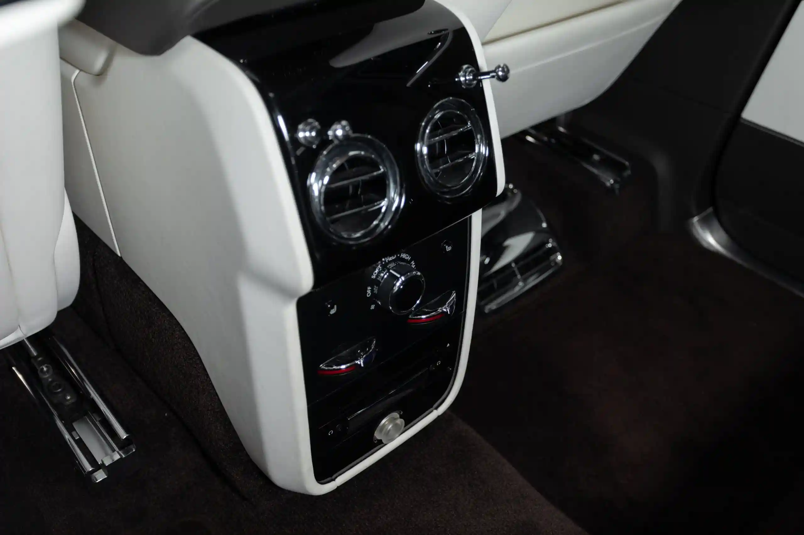 Rolls-Royce Cullinan 2021