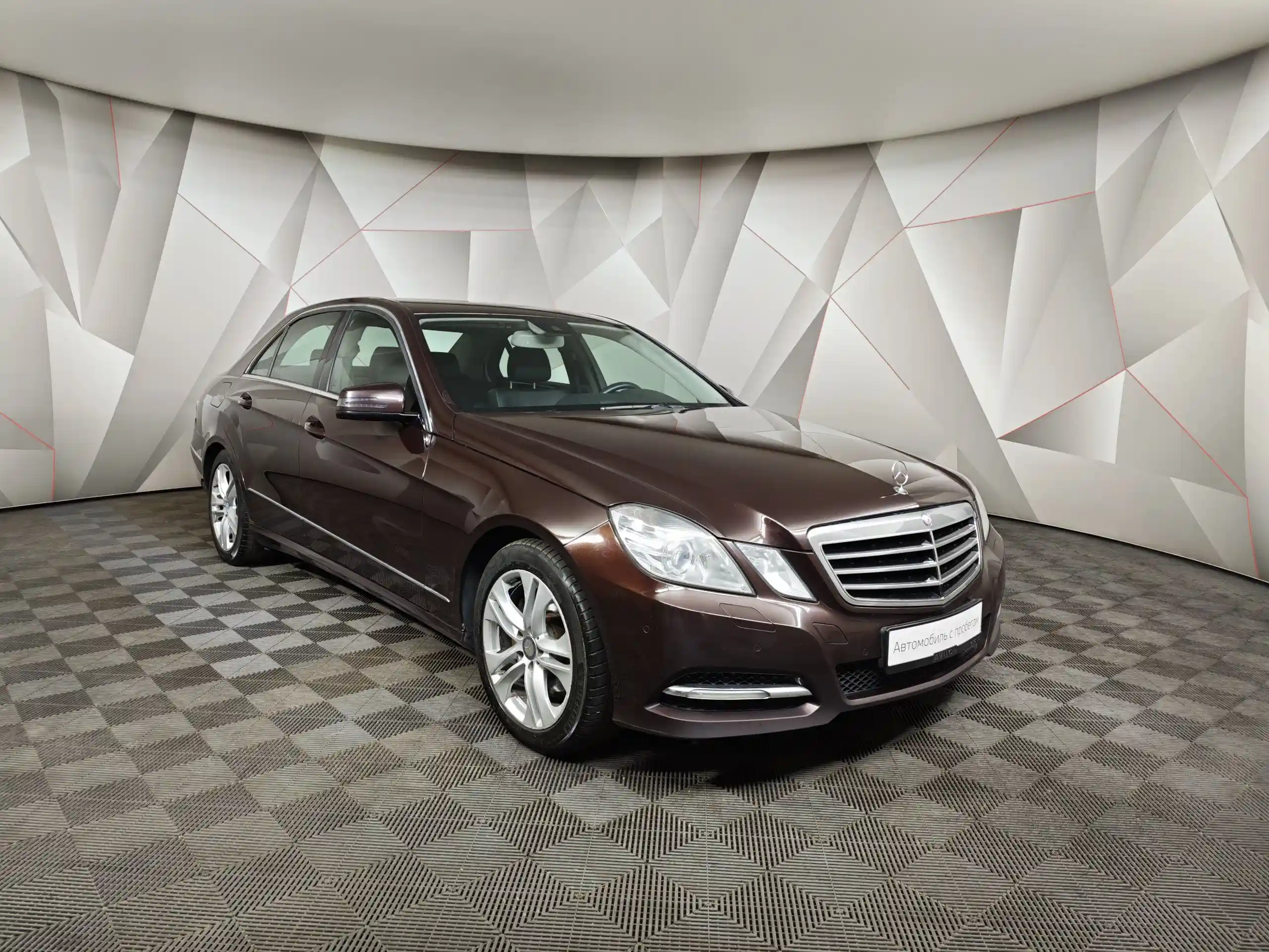 Mercedes-Benz E-Класс 2011