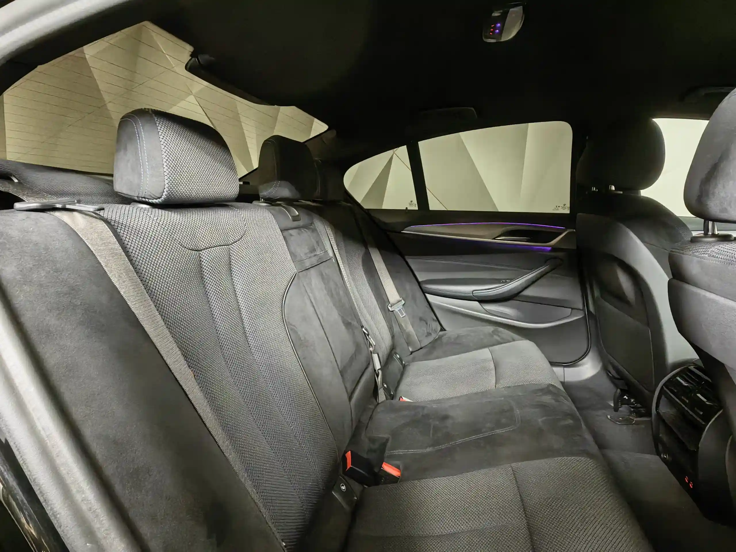 BMW 5 серия 2019