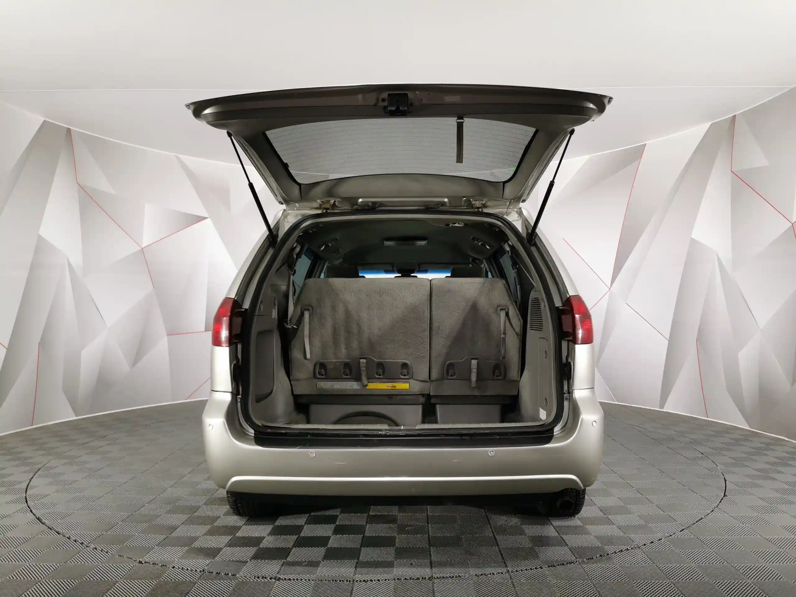 Toyota Sienna 2004