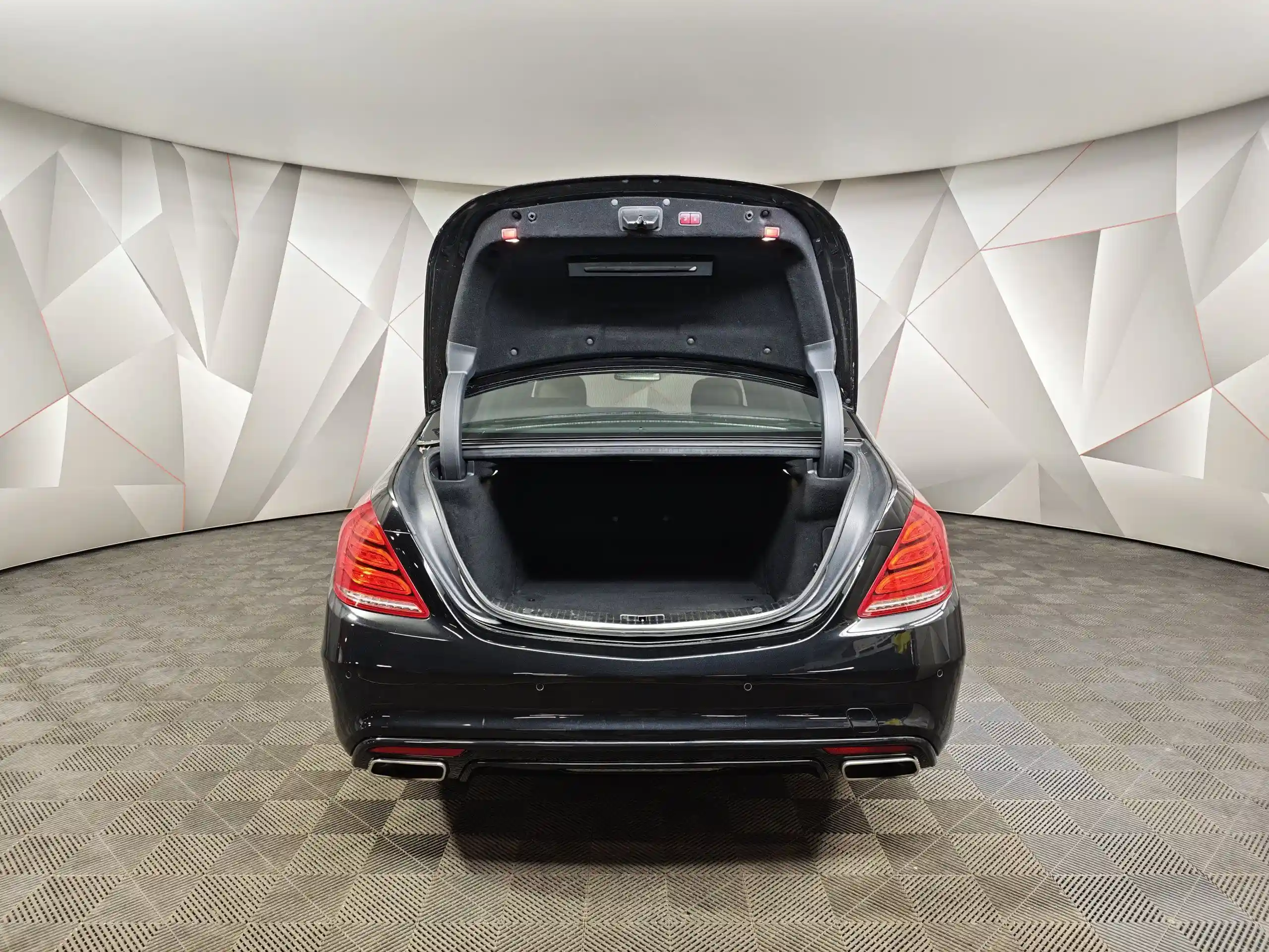 Mercedes-Benz S-Класс 2016