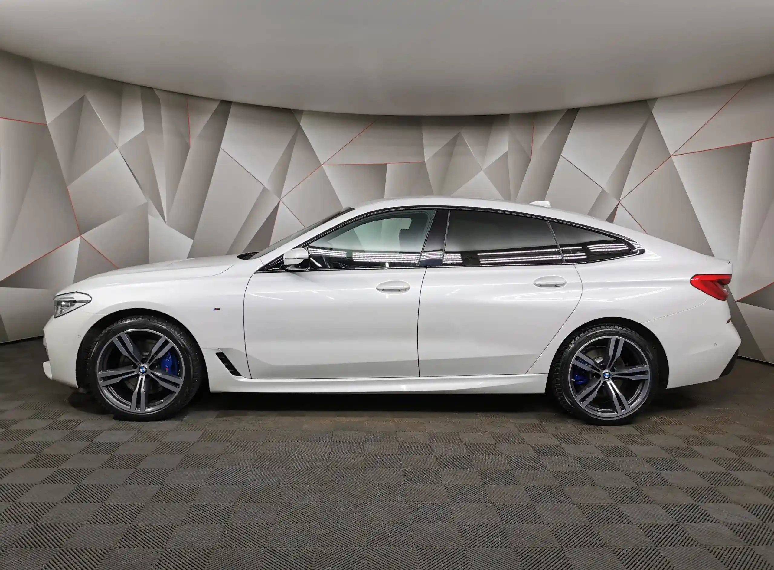 BMW 6 серия 2019