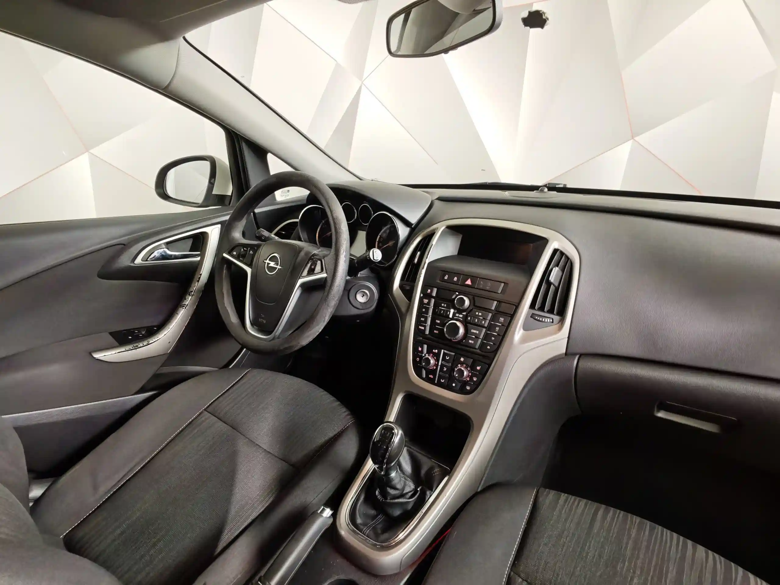 Opel Astra 2012
