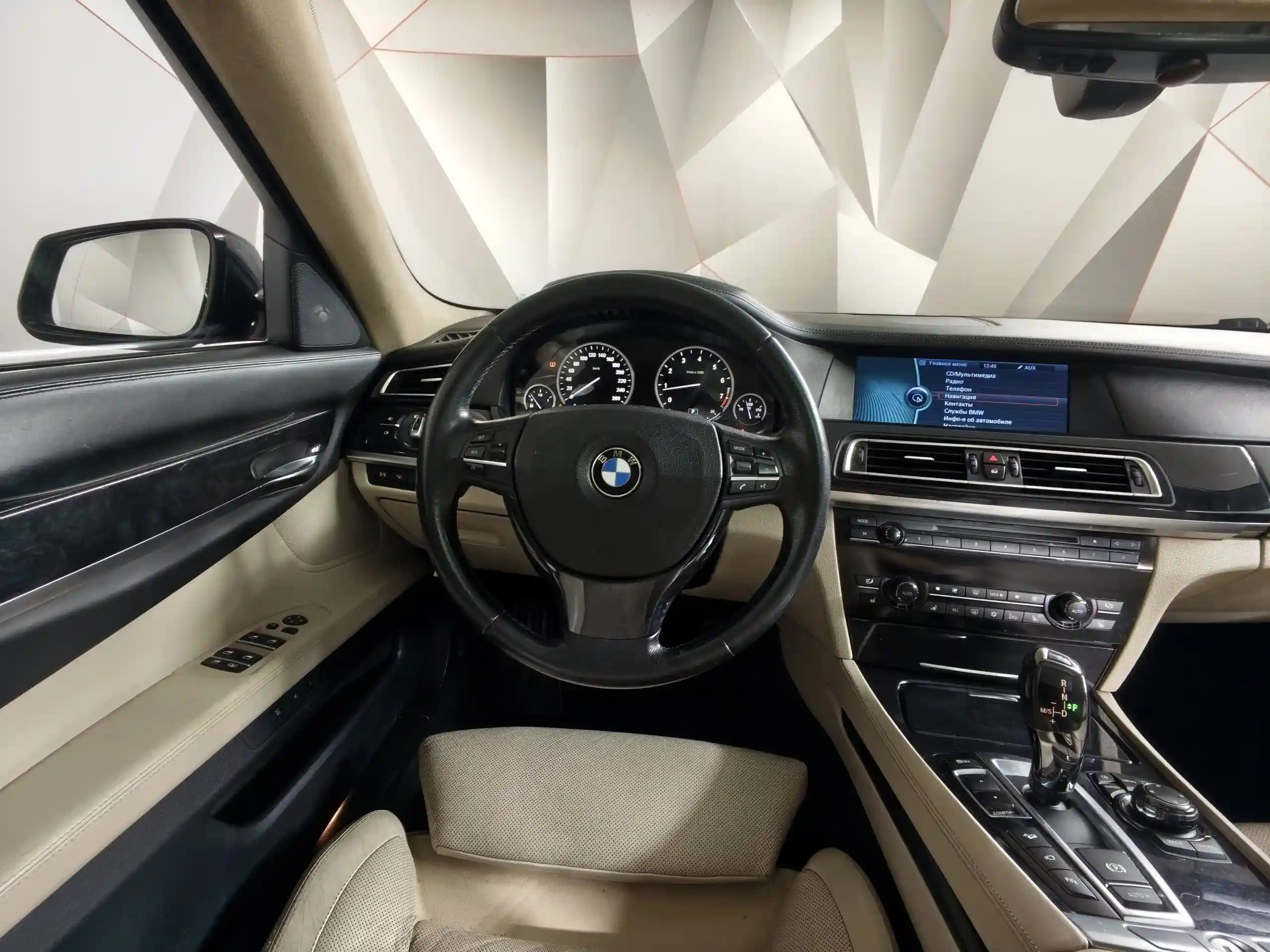 BMW 7 серия 2010