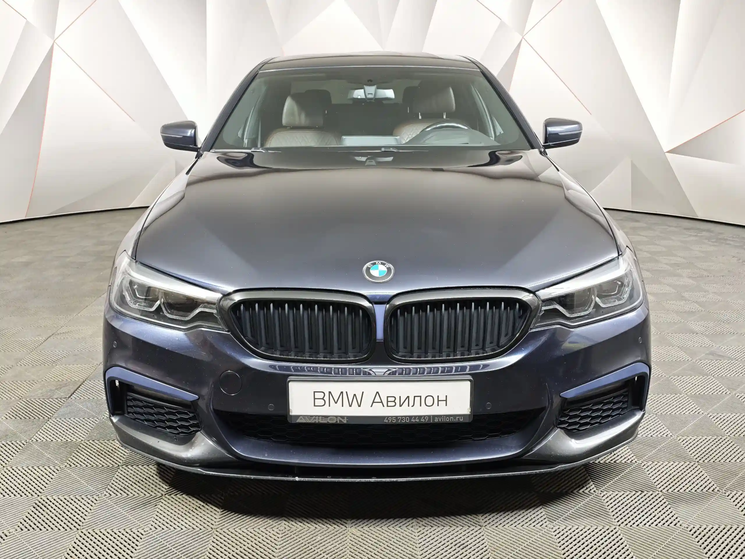 BMW 5 серия 2019