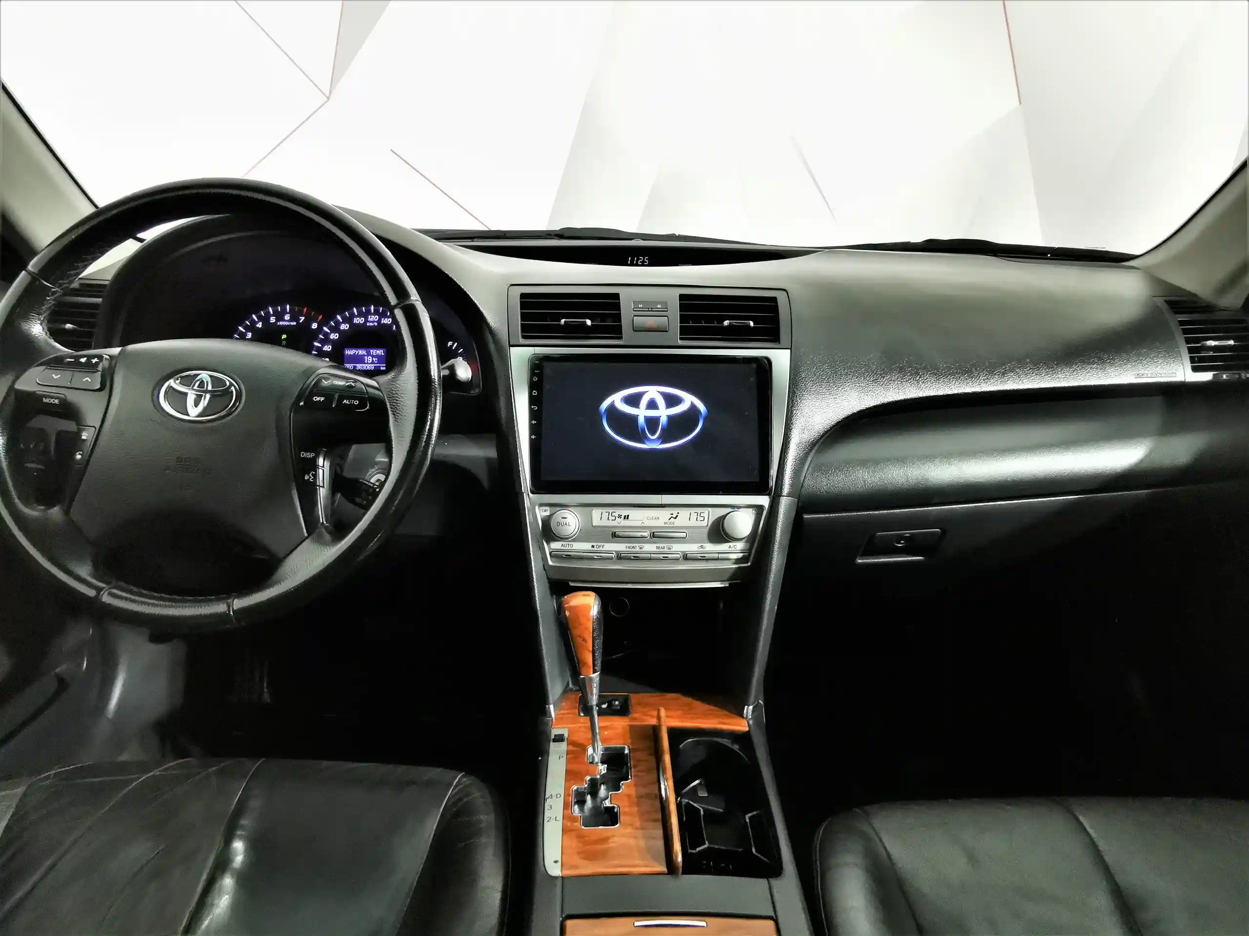 Toyota Camry 2010