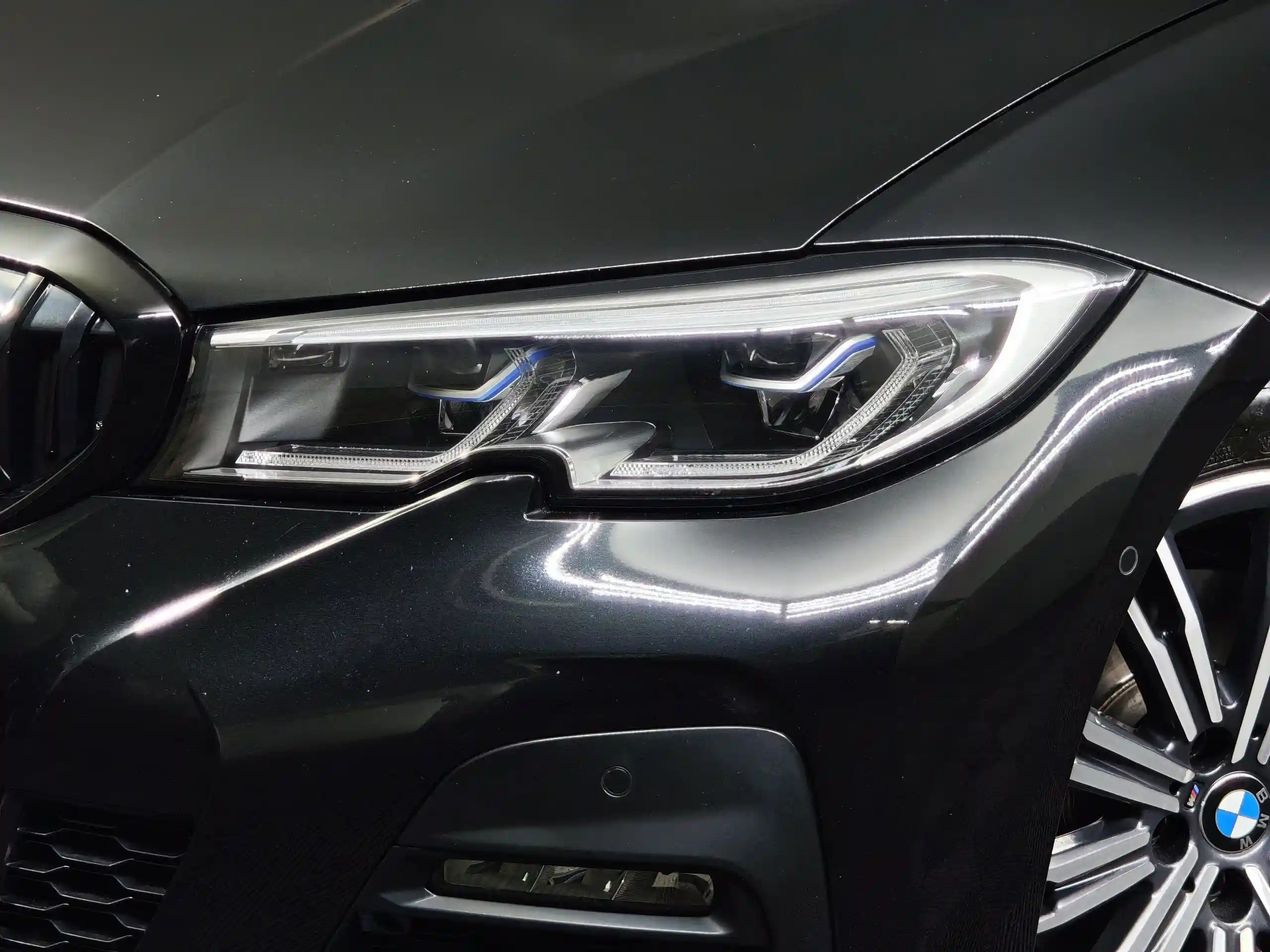 BMW 3 серия 2021