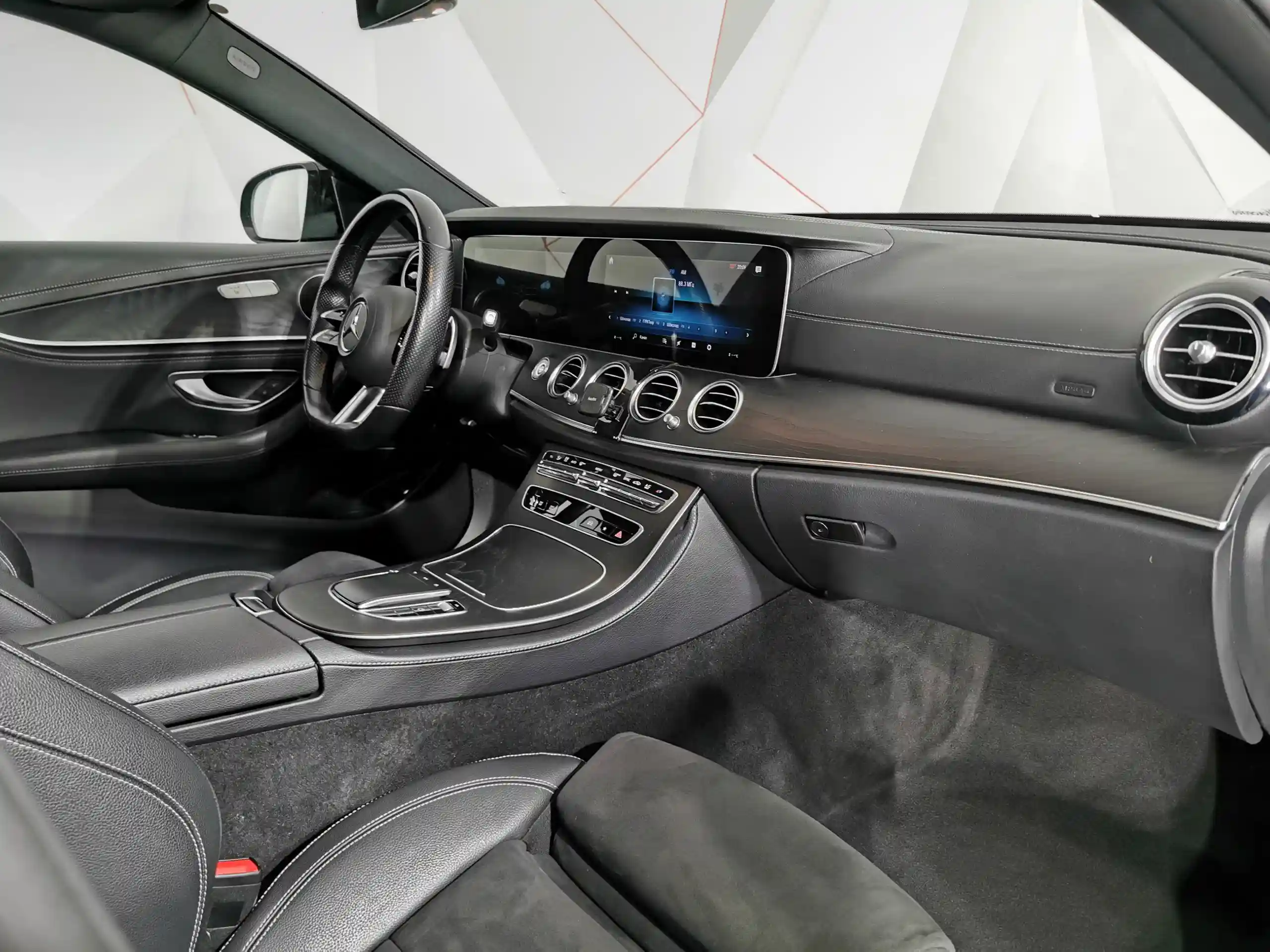 Mercedes-Benz E-Класс 2021