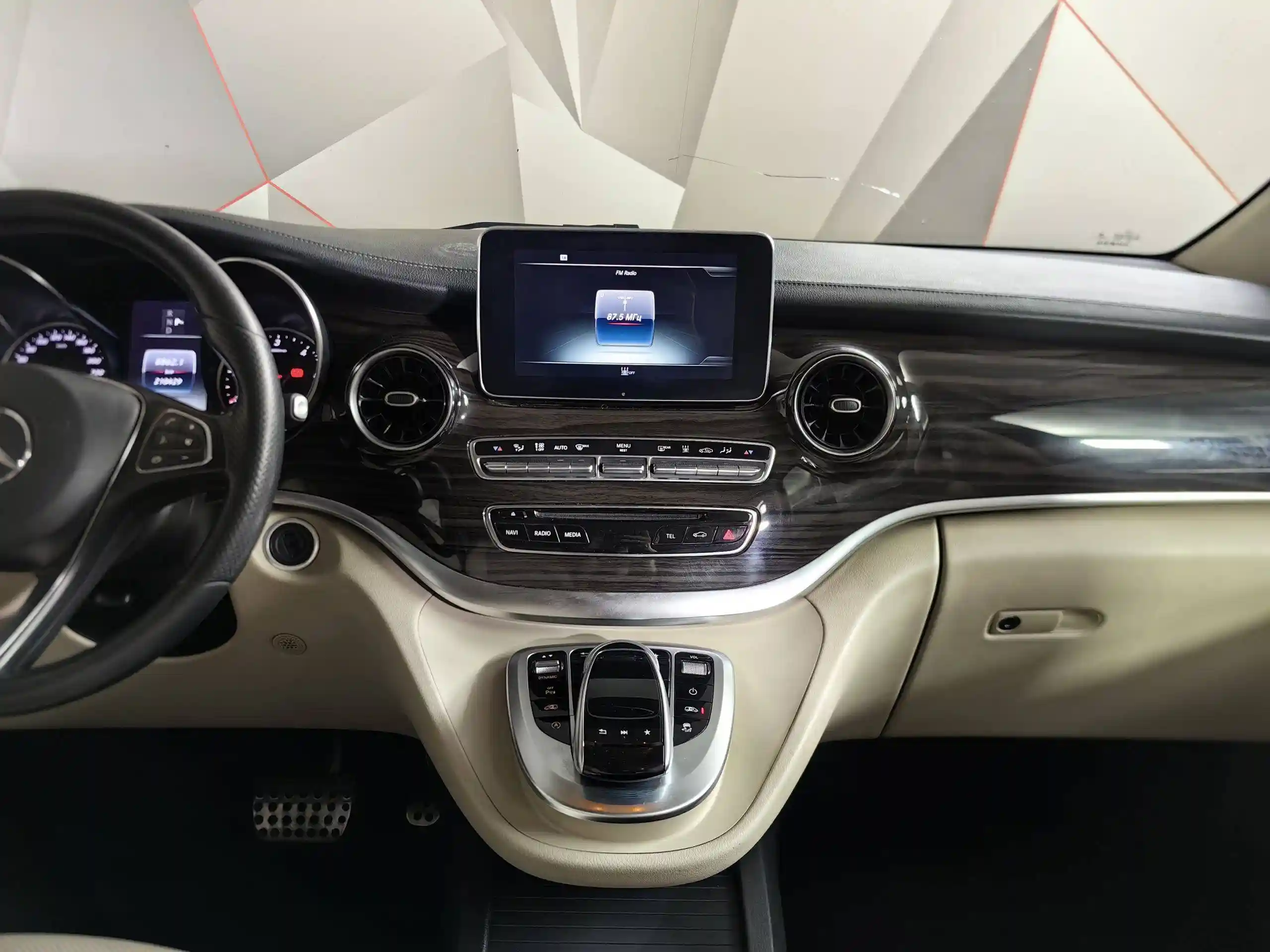 Mercedes-Benz V-Класс 2019