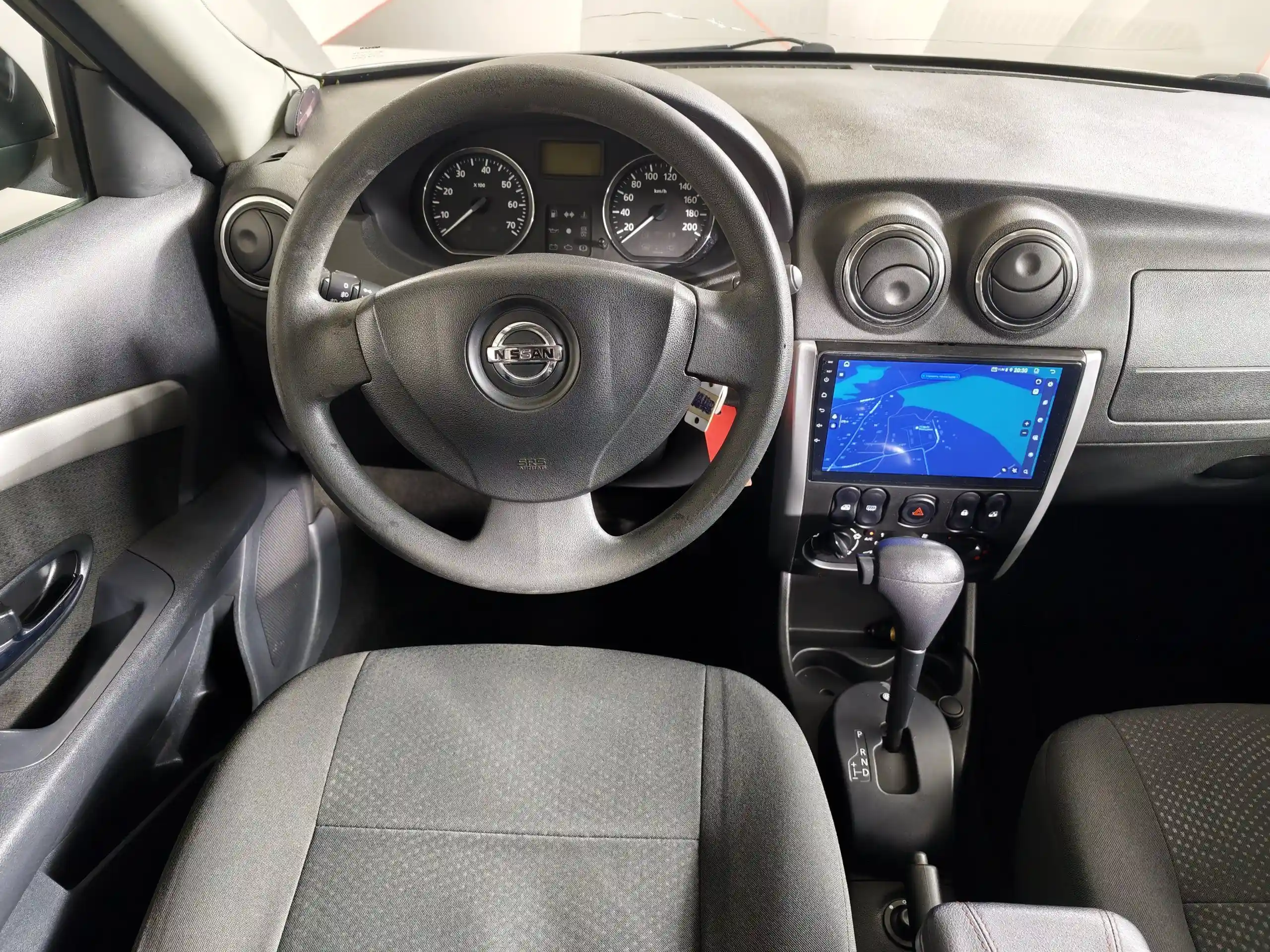 Nissan Almera 2015
