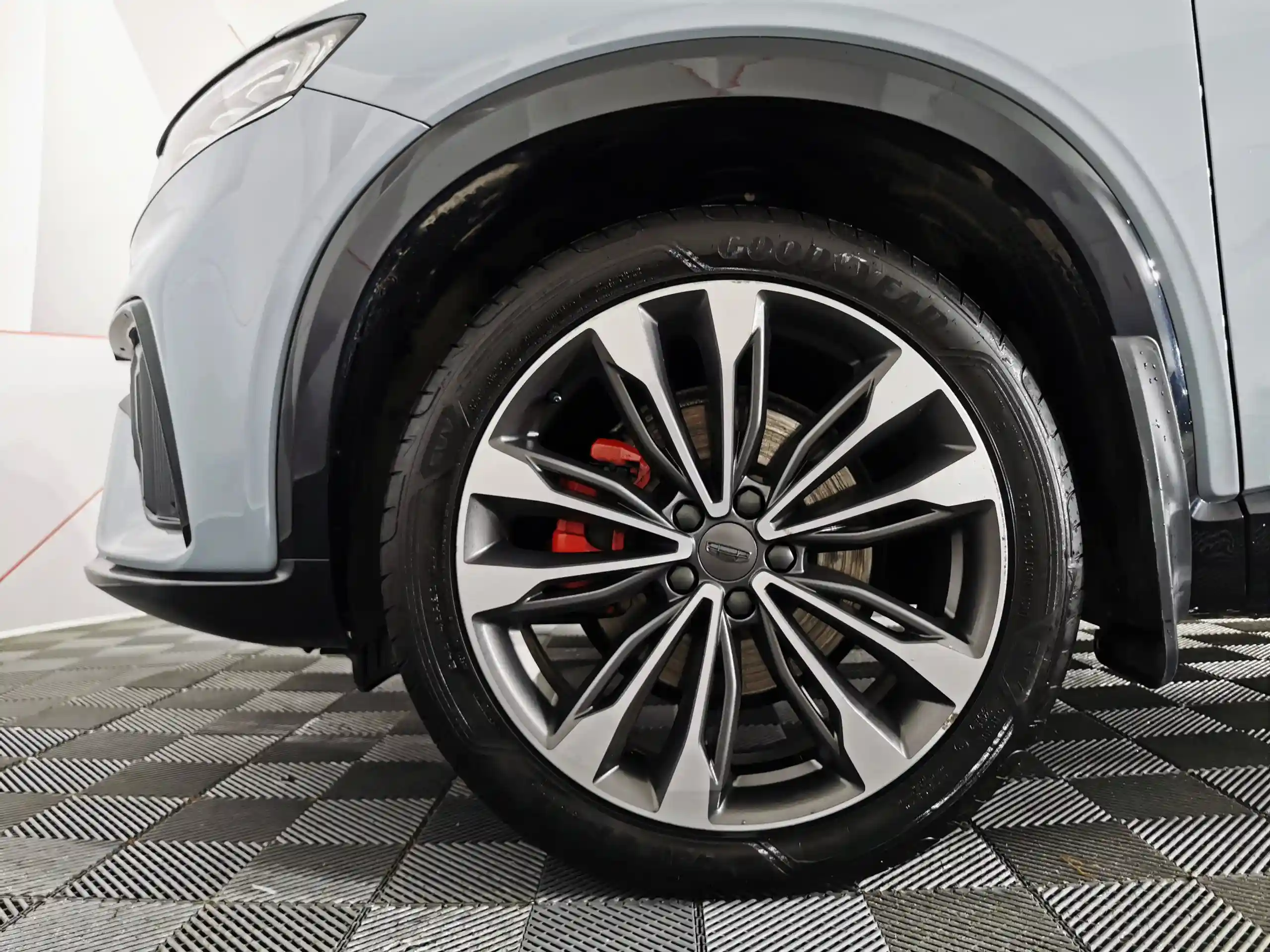 Geely Tugella 2024