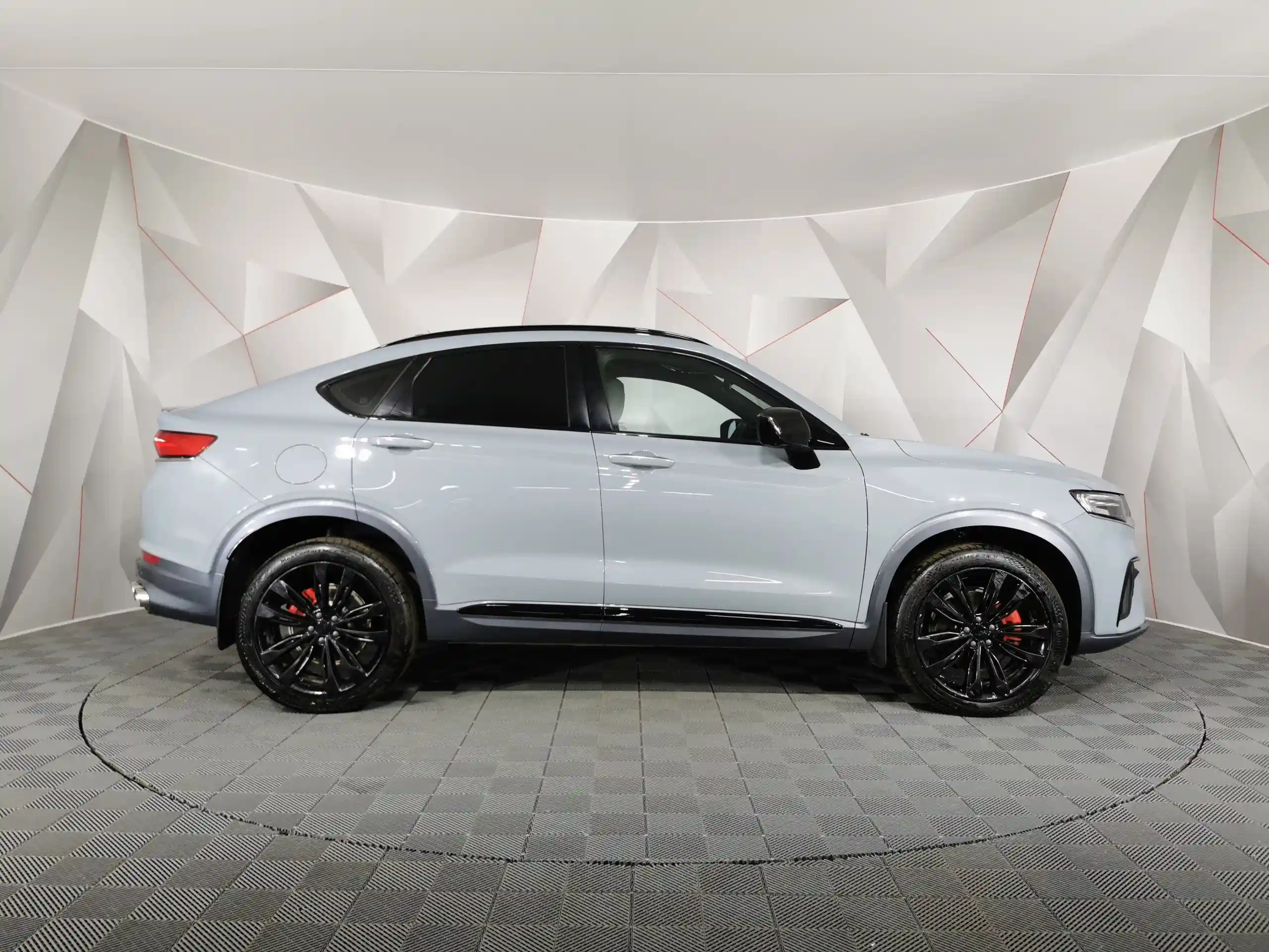 Geely Tugella 2022