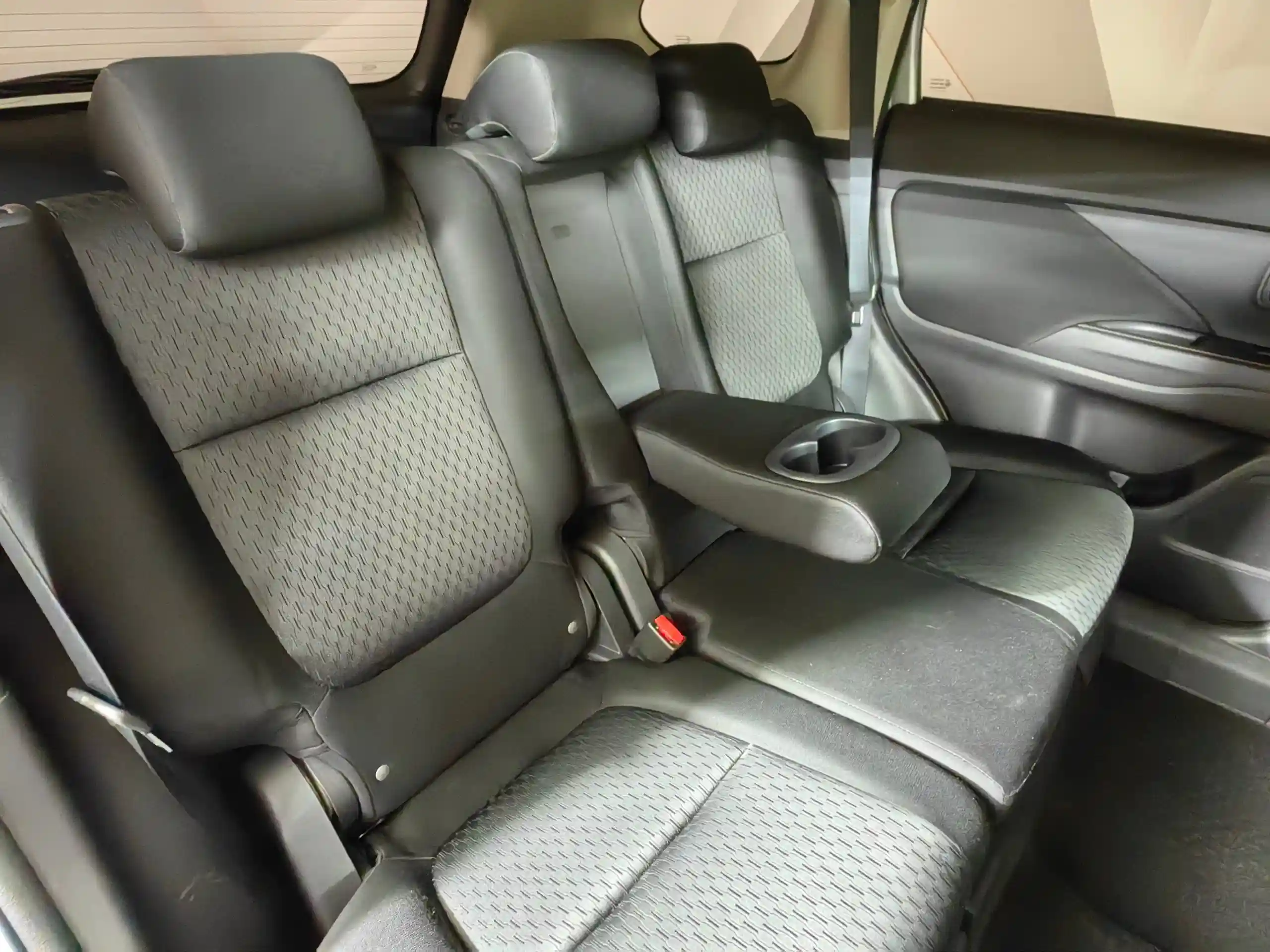 Mitsubishi Outlander 2013